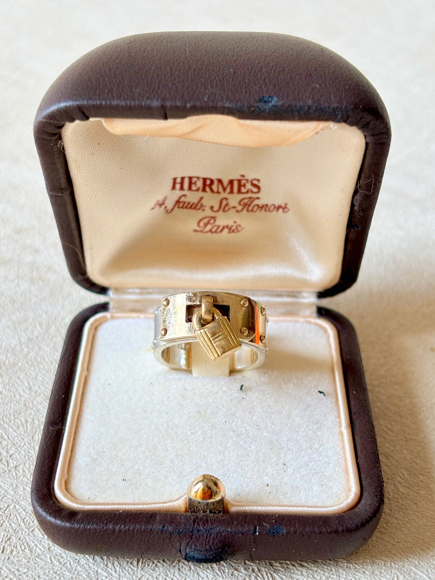 HERMÈS Bague Kelly Cadenas