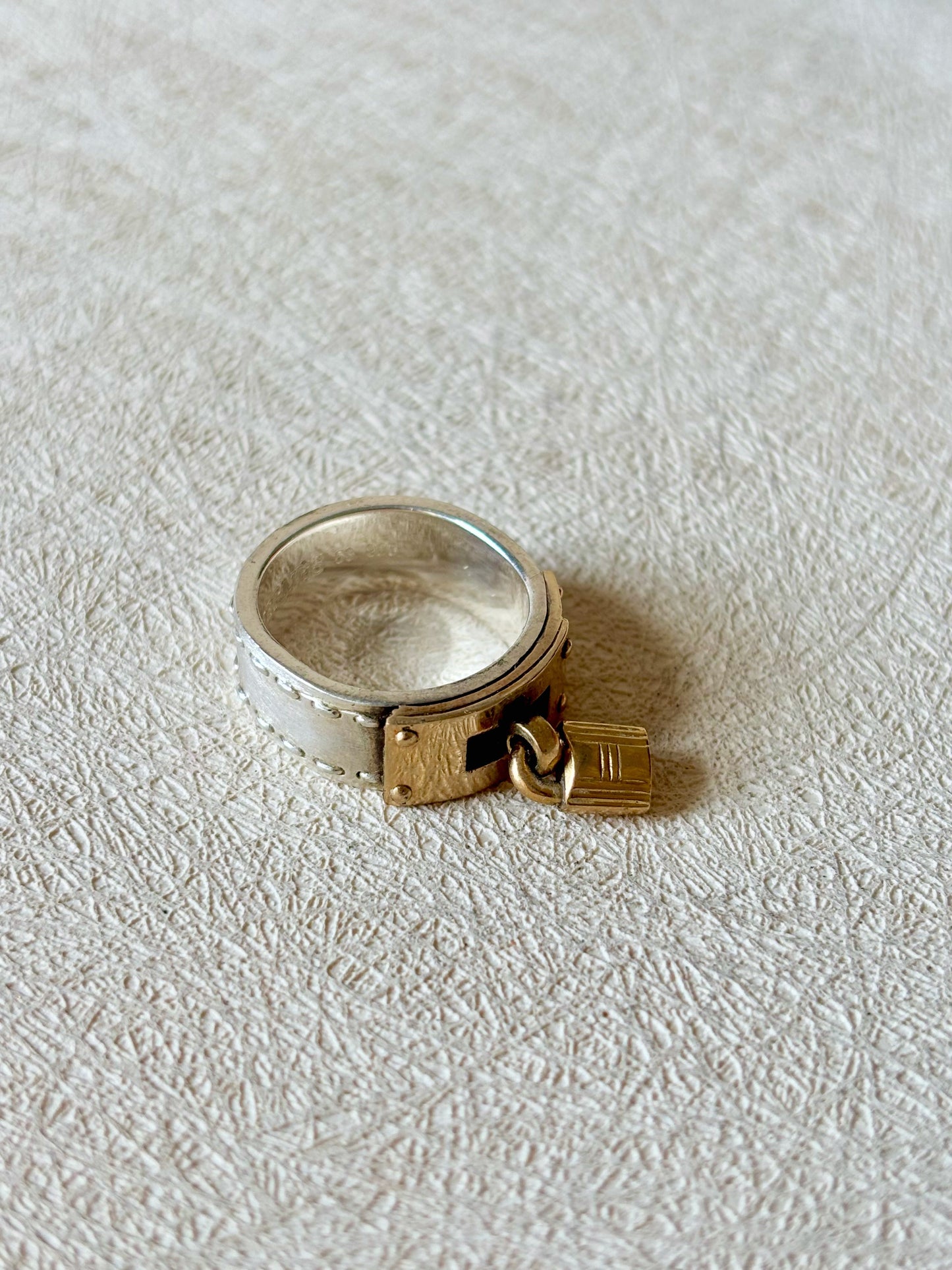 HERMÈS Bague Kelly Cadenas