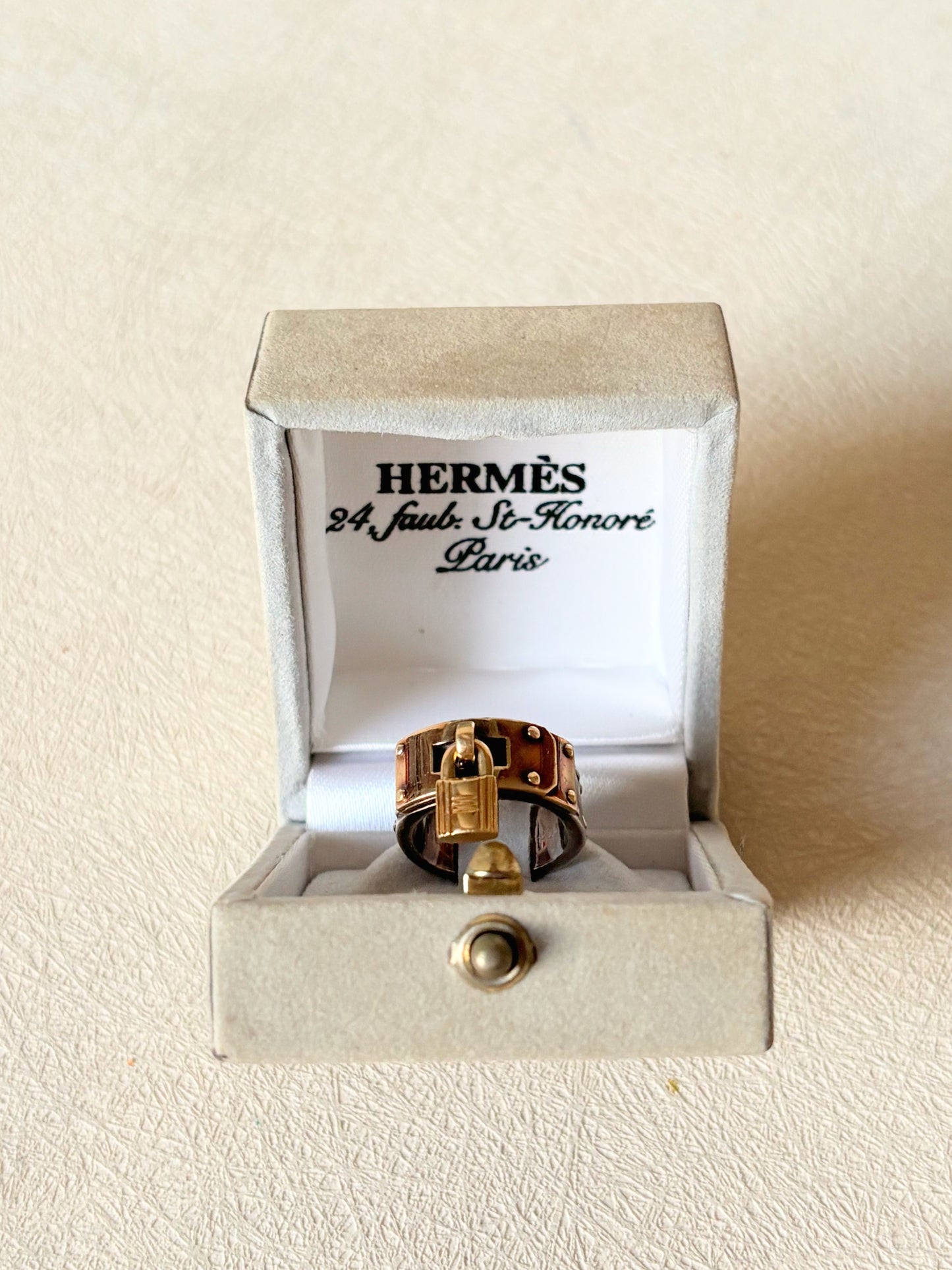 HERMÈS Bague Kelly
