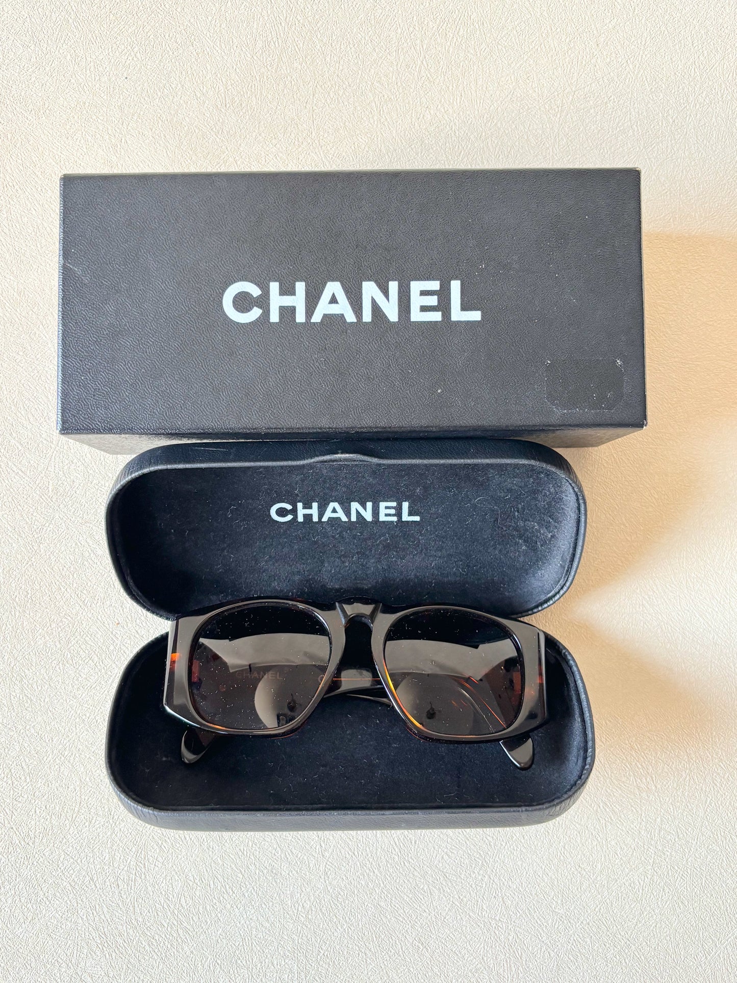 CHANEL Lunettes de soleil