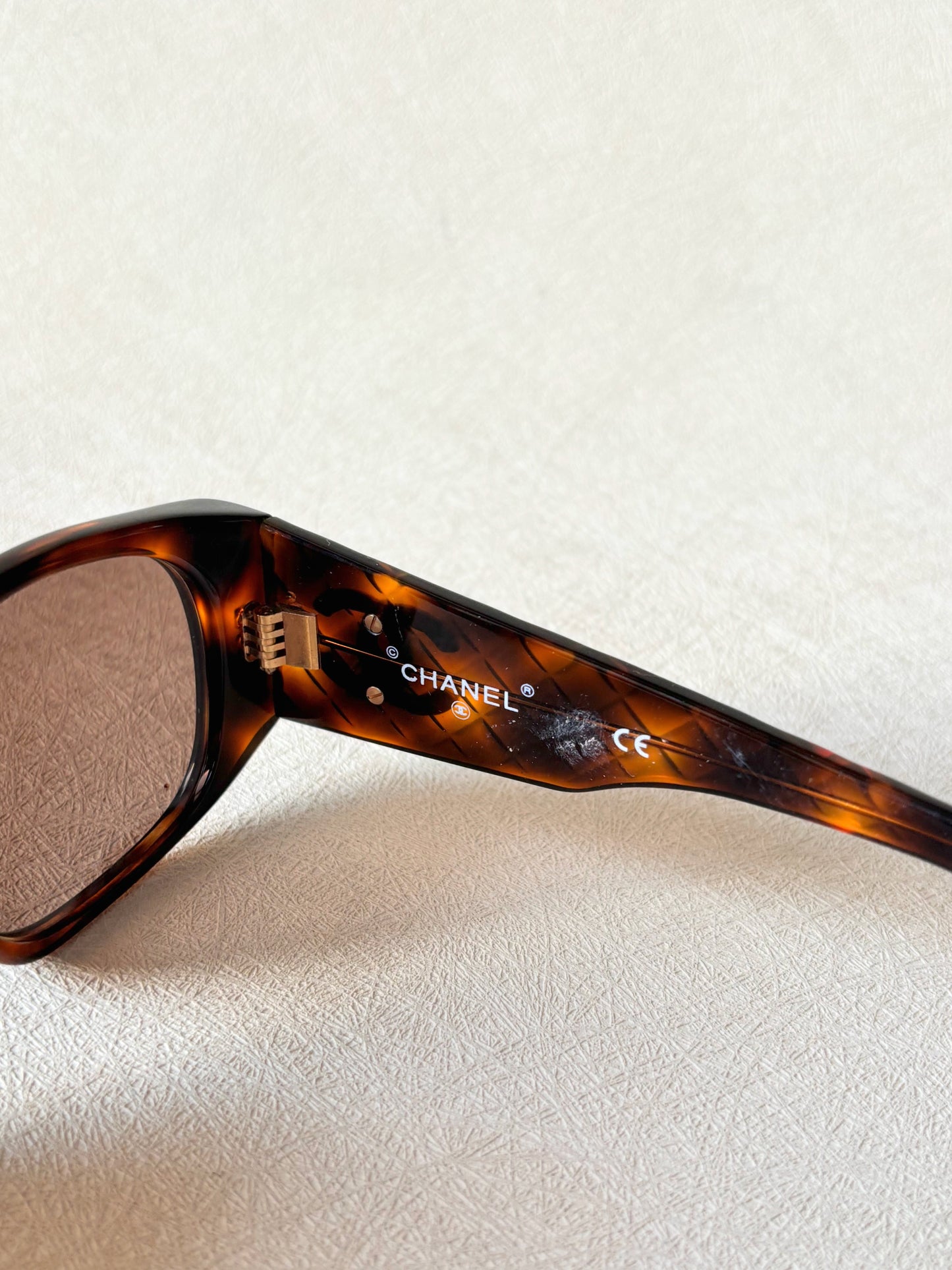 CHANEL Lunettes de soleil
