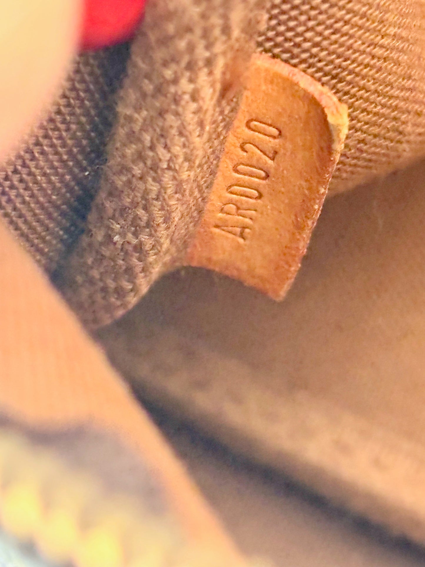 LOUIS VUITTON Pochette Accessoires