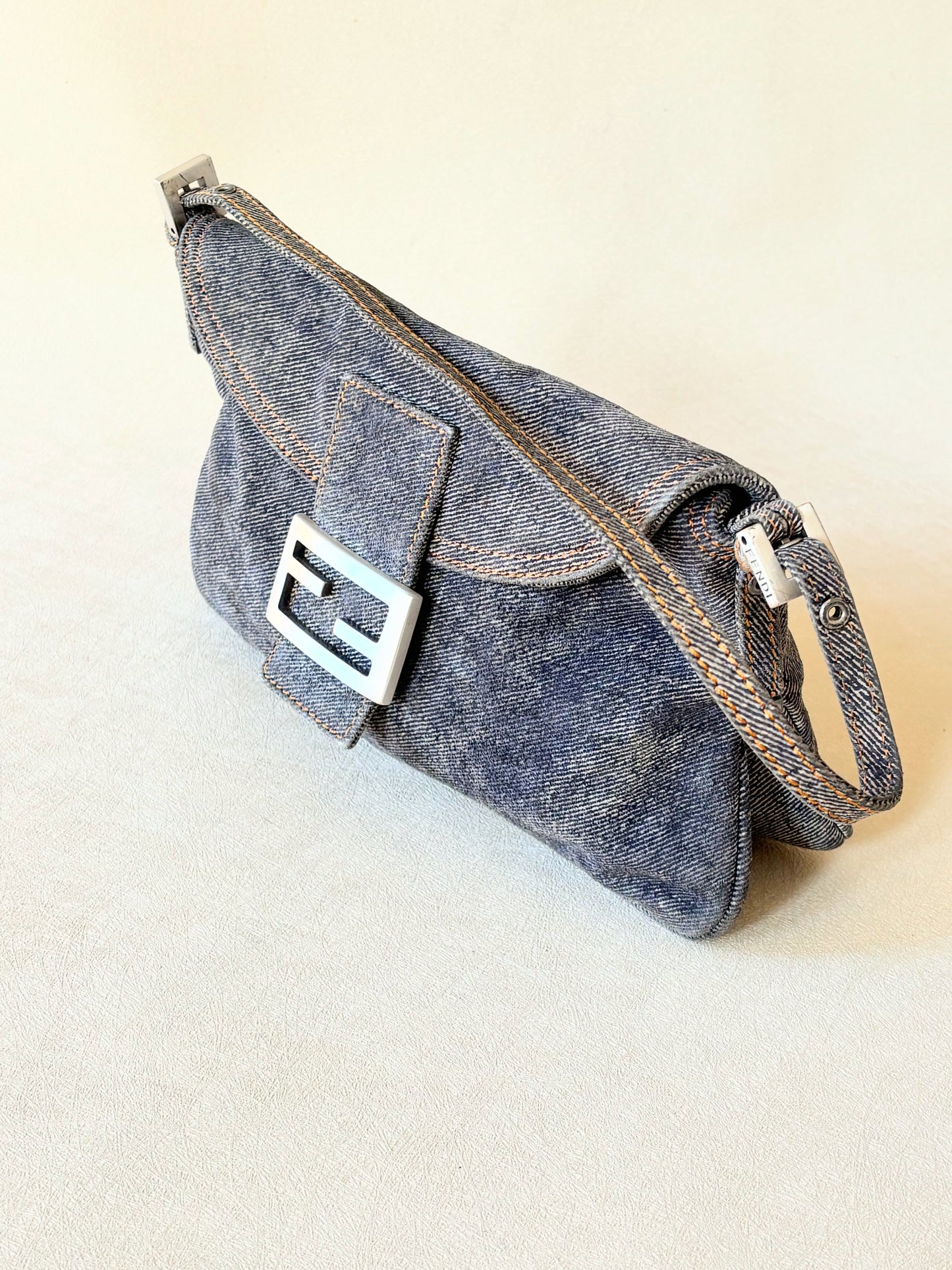 FENDI Sac Baguette Denim