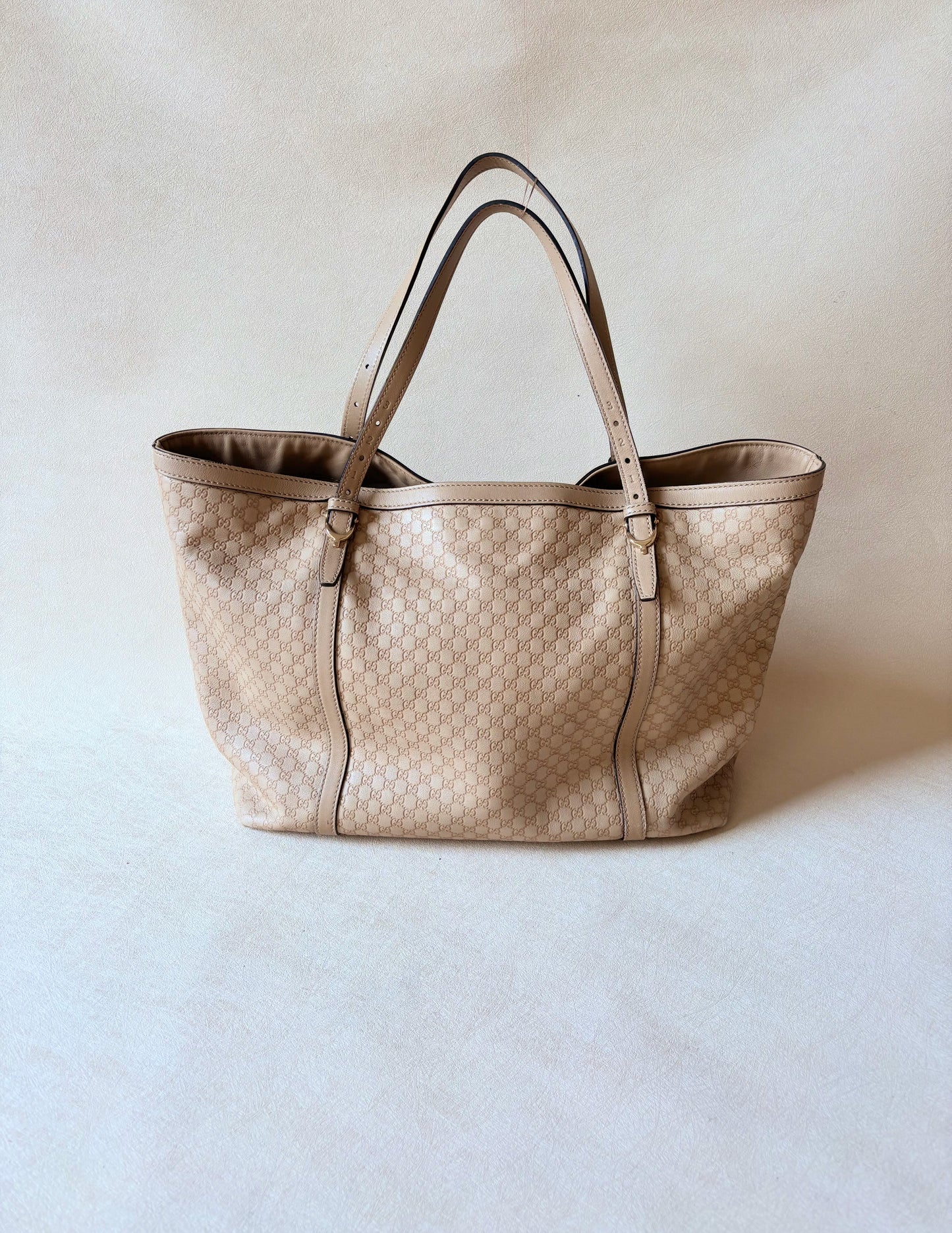 GUCCI Sac Cabas Guccissima