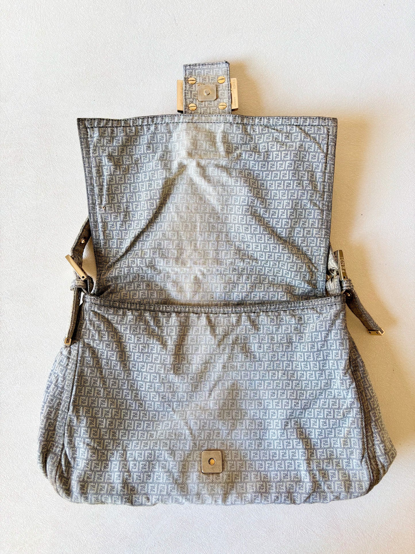 FENDI Sac Mamma Baguette Denim