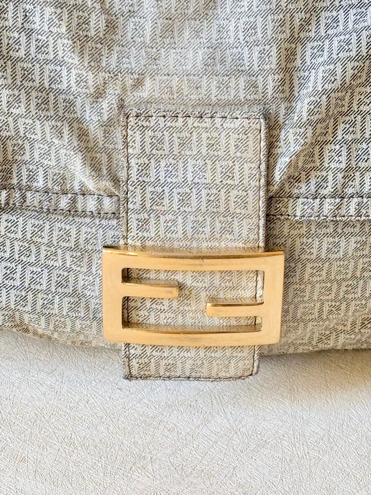 FENDI Sac Mamma Baguette Denim