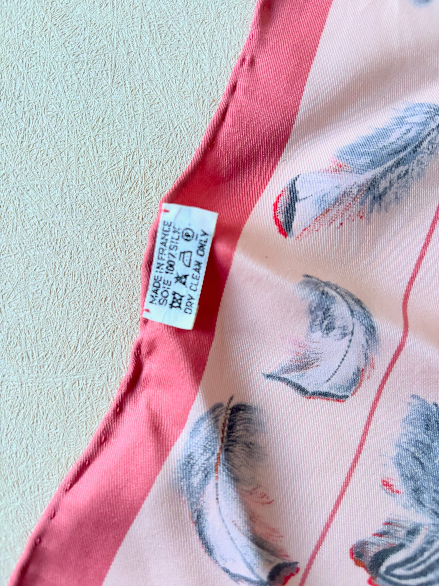 HERMÈS Foulard Pointu