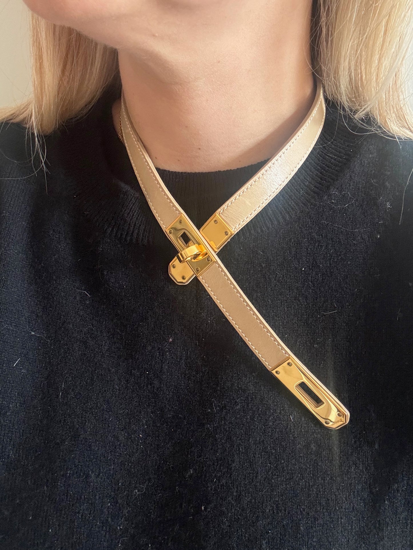 HERMÈS Collier Kelly