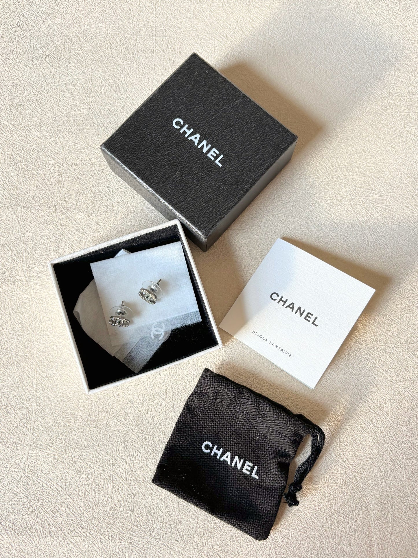 CHANEL Boucles d'oreilles