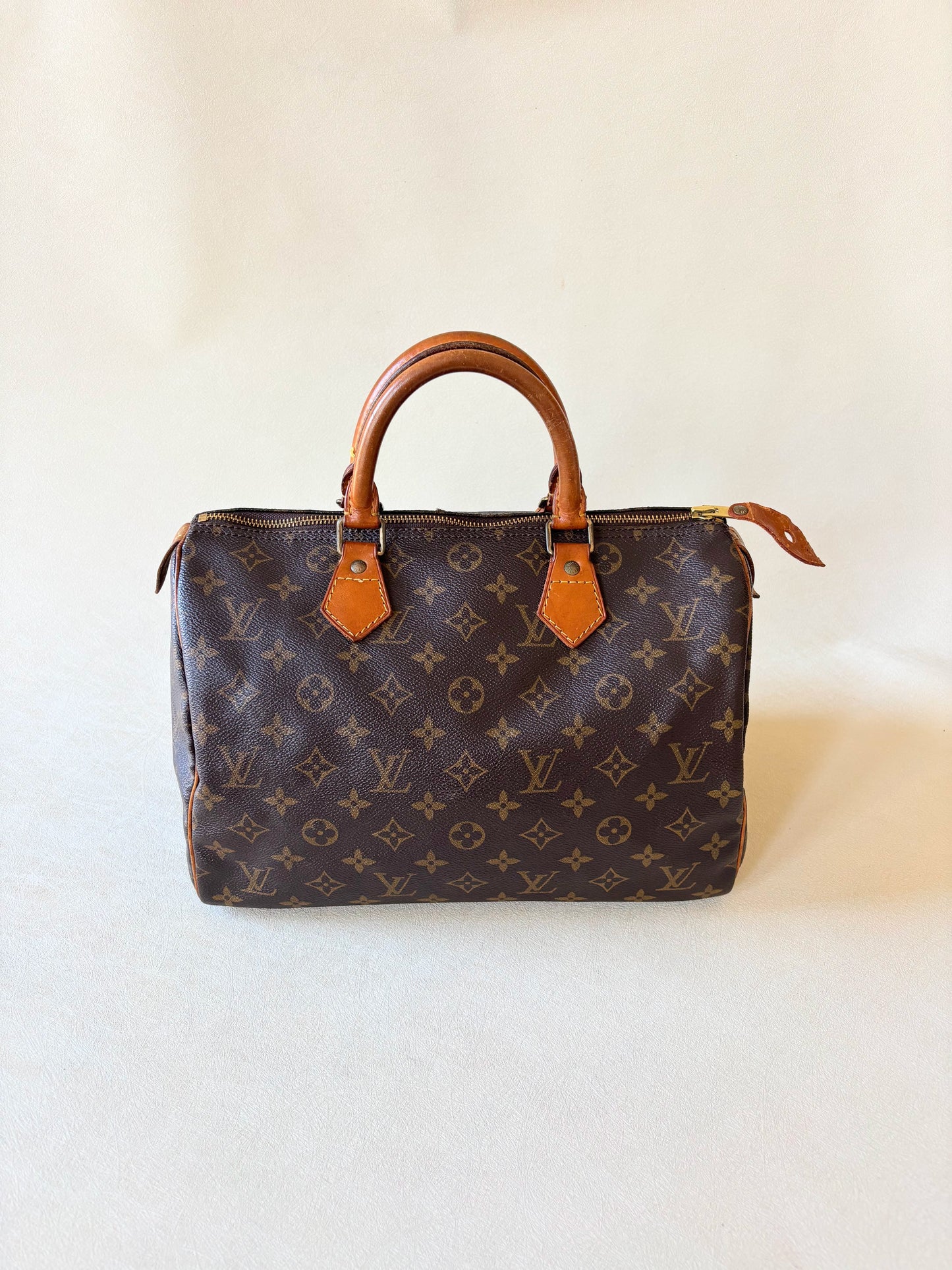 LOUIS VUITTON Speedy 30