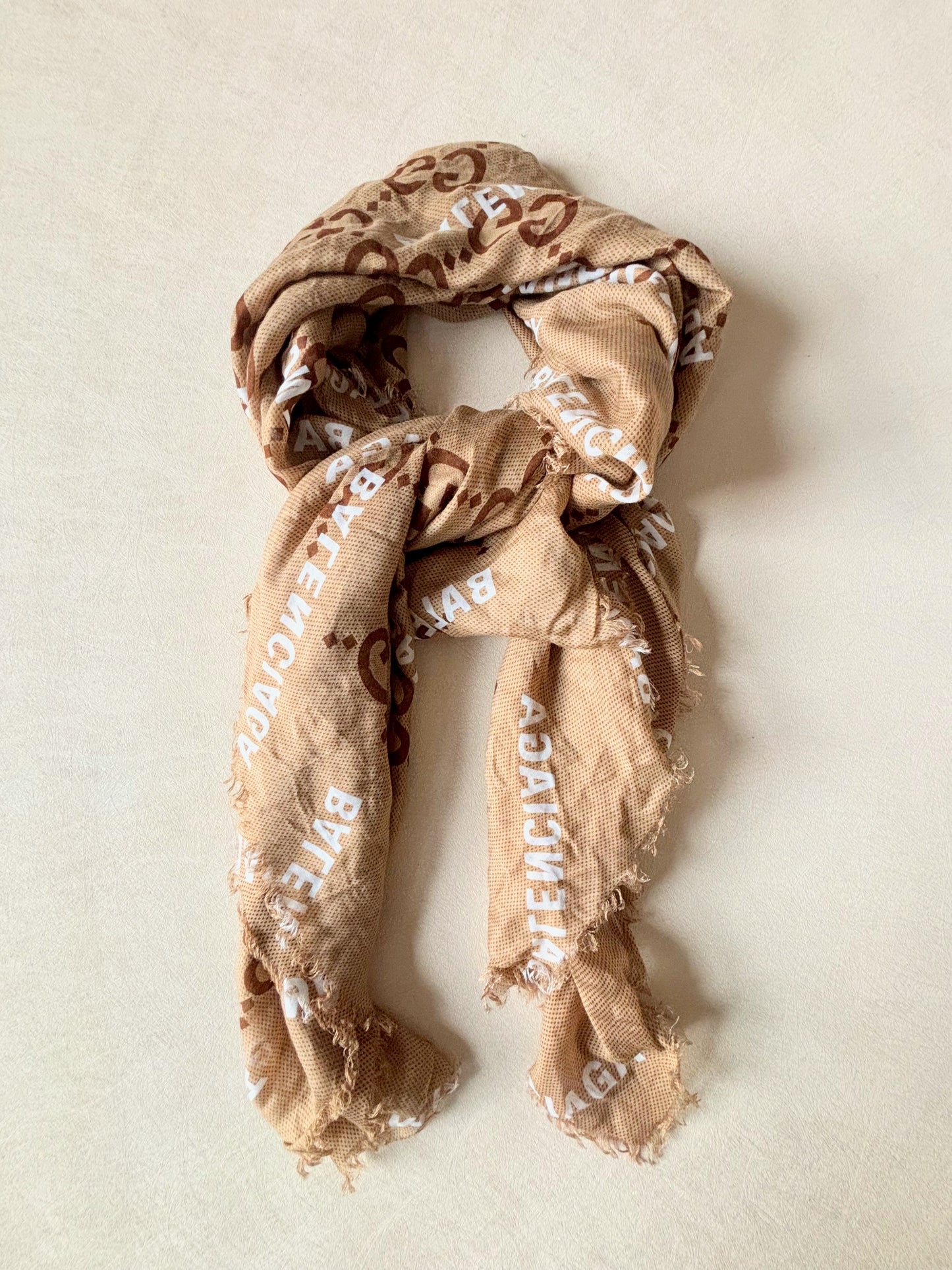 GUCCI Foulard Monogramme