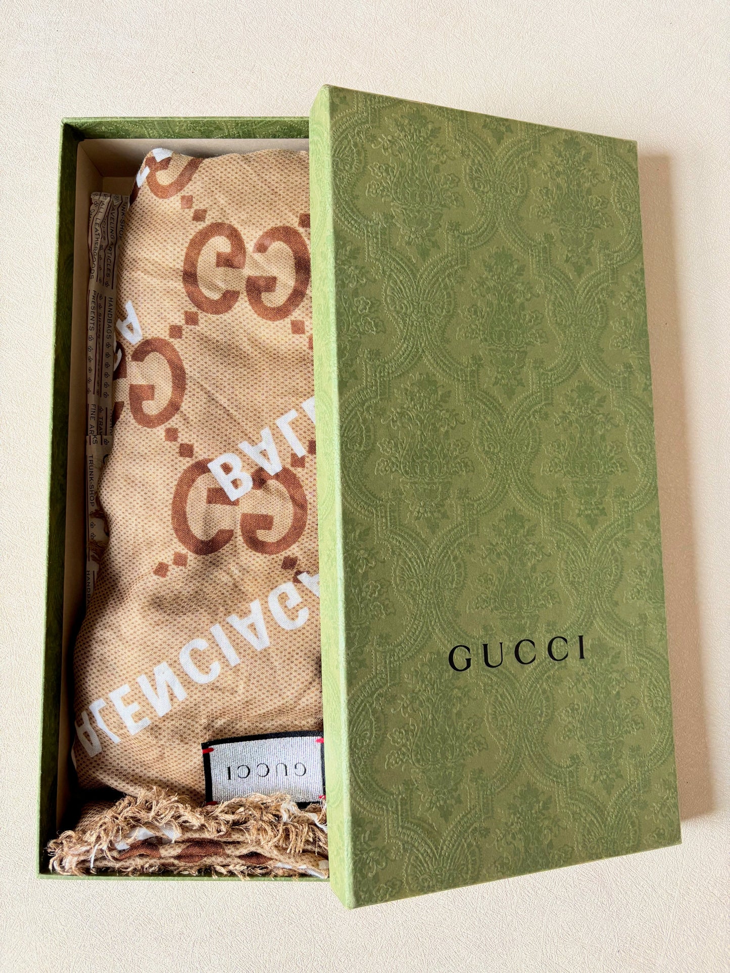 GUCCI Foulard Monogramme