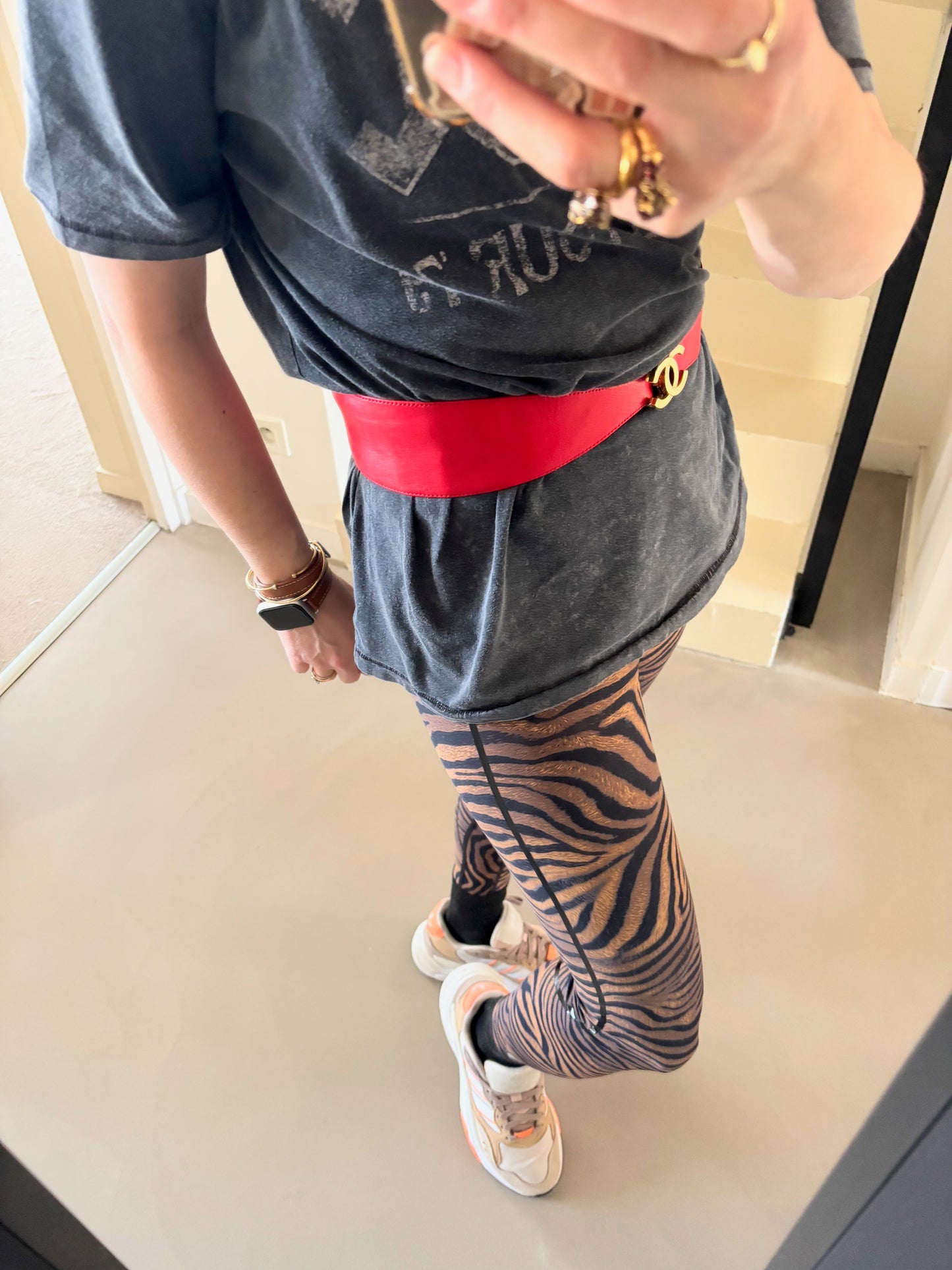 CHANEL Ceinture en cuir