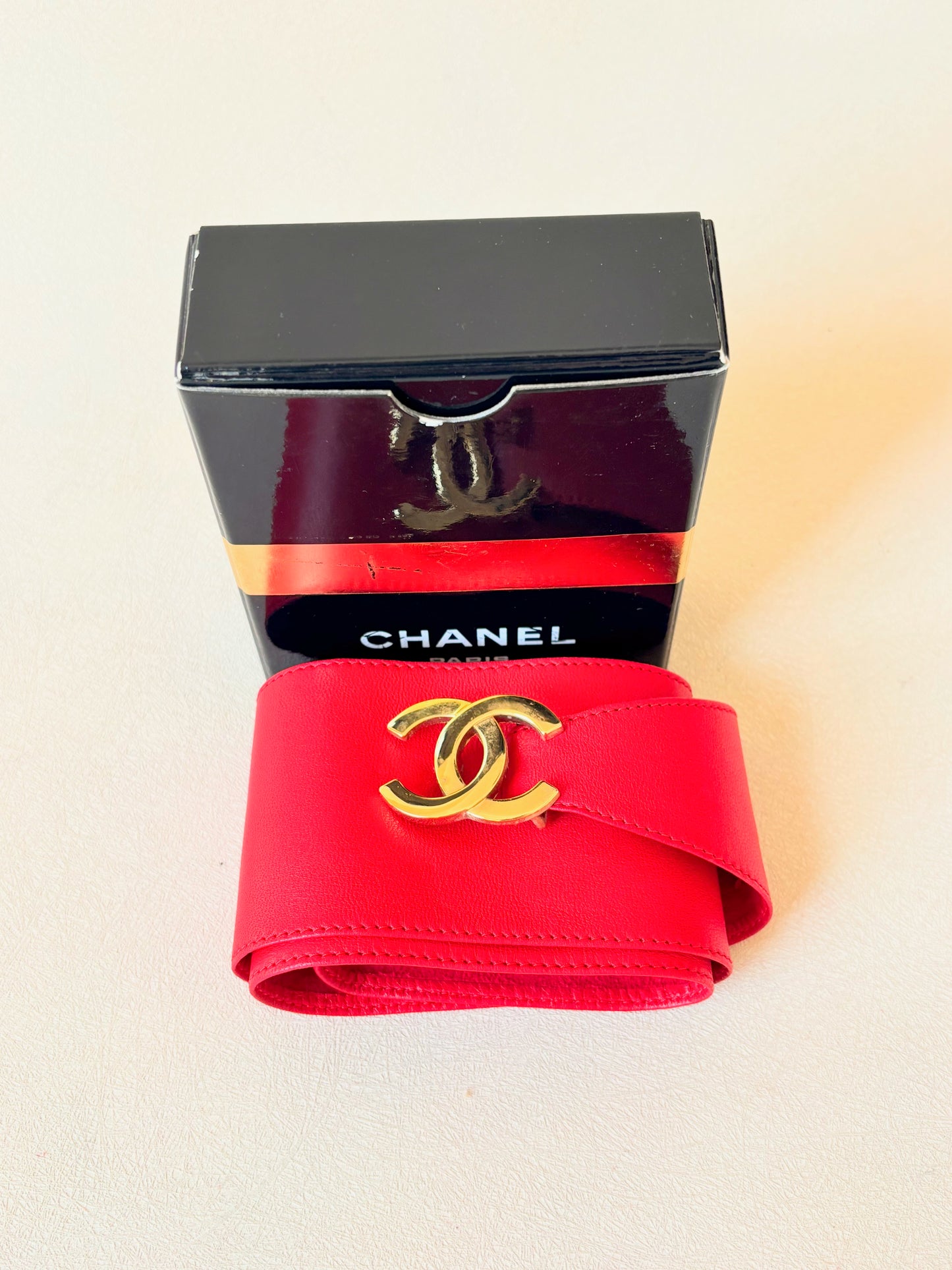 CHANEL Ceinture en cuir
