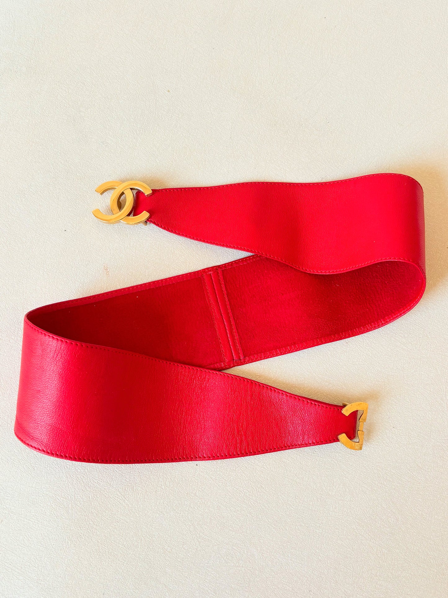 CHANEL Ceinture en cuir