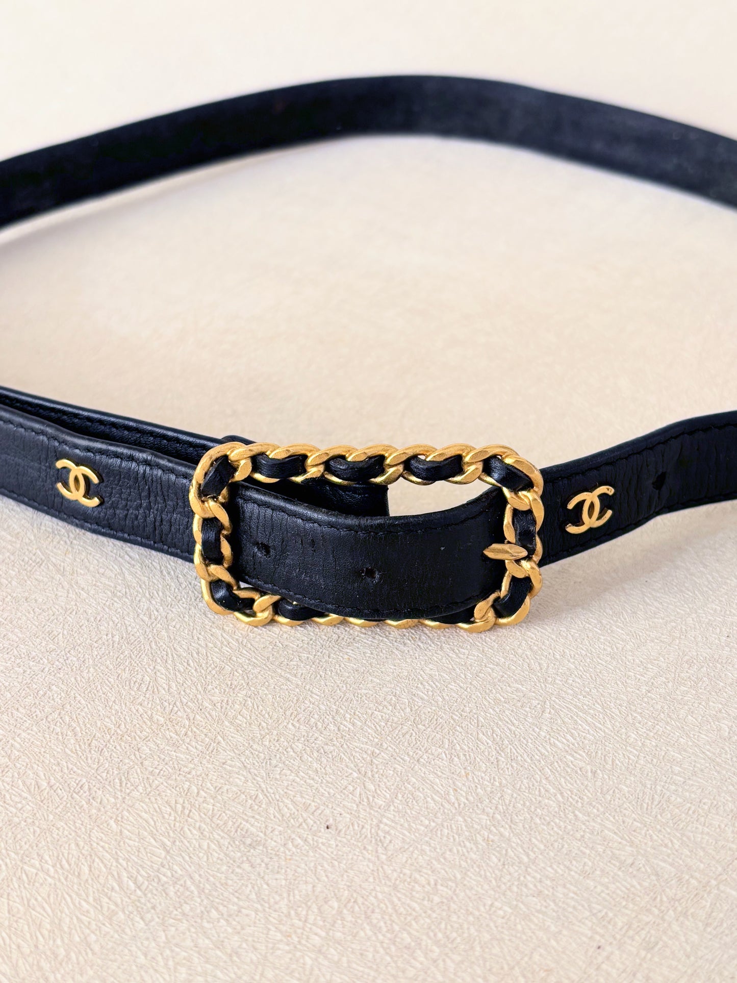 CHANEL Ceinture en cuir