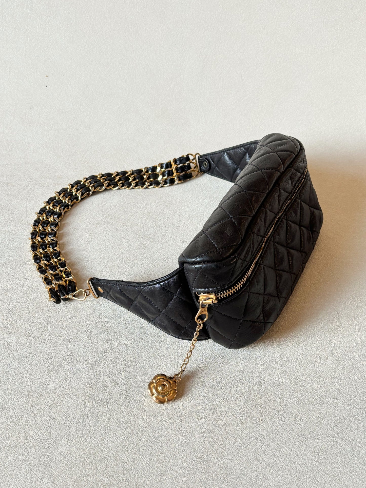 CHANEL Sac banane