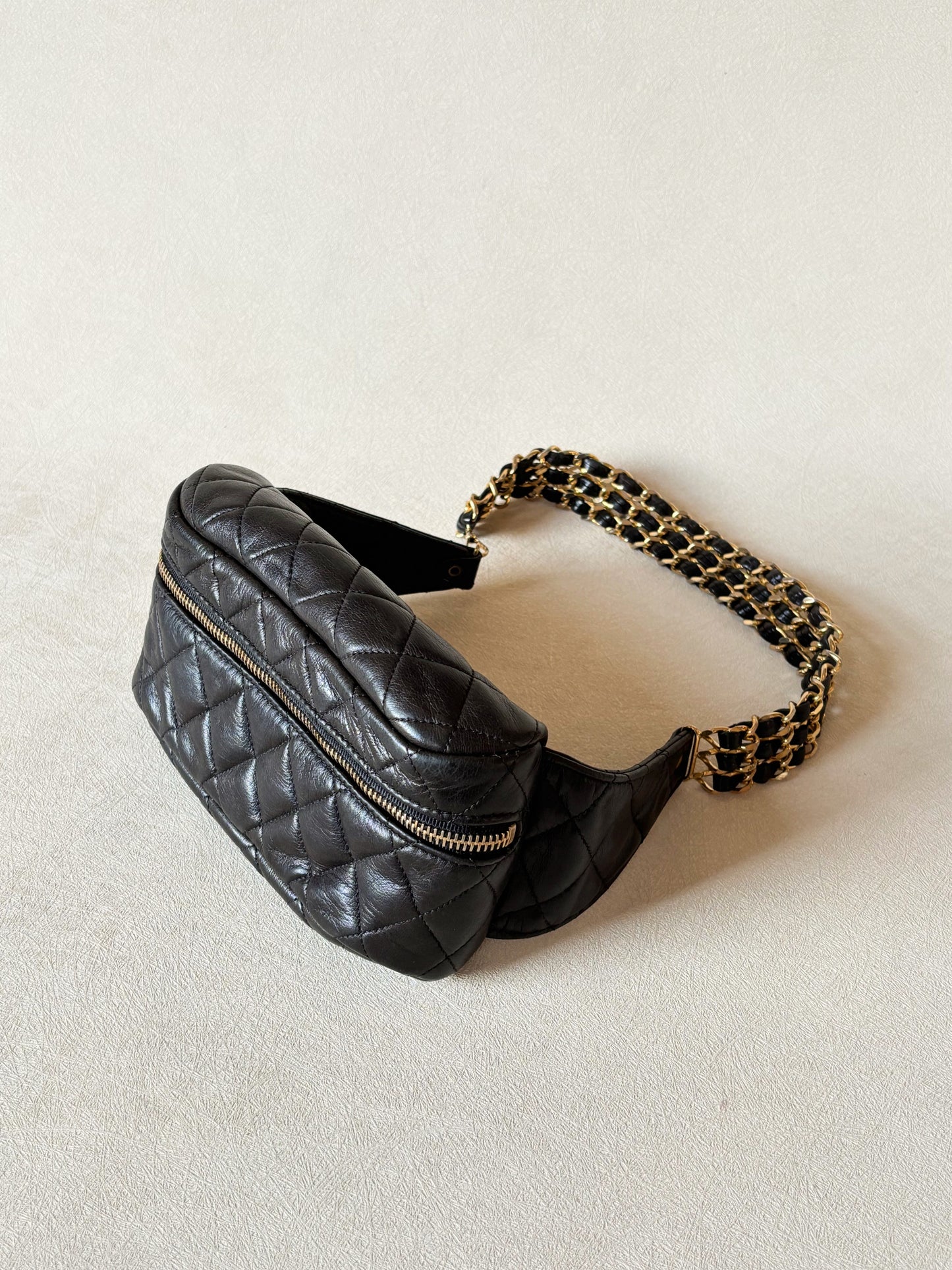 CHANEL Sac banane