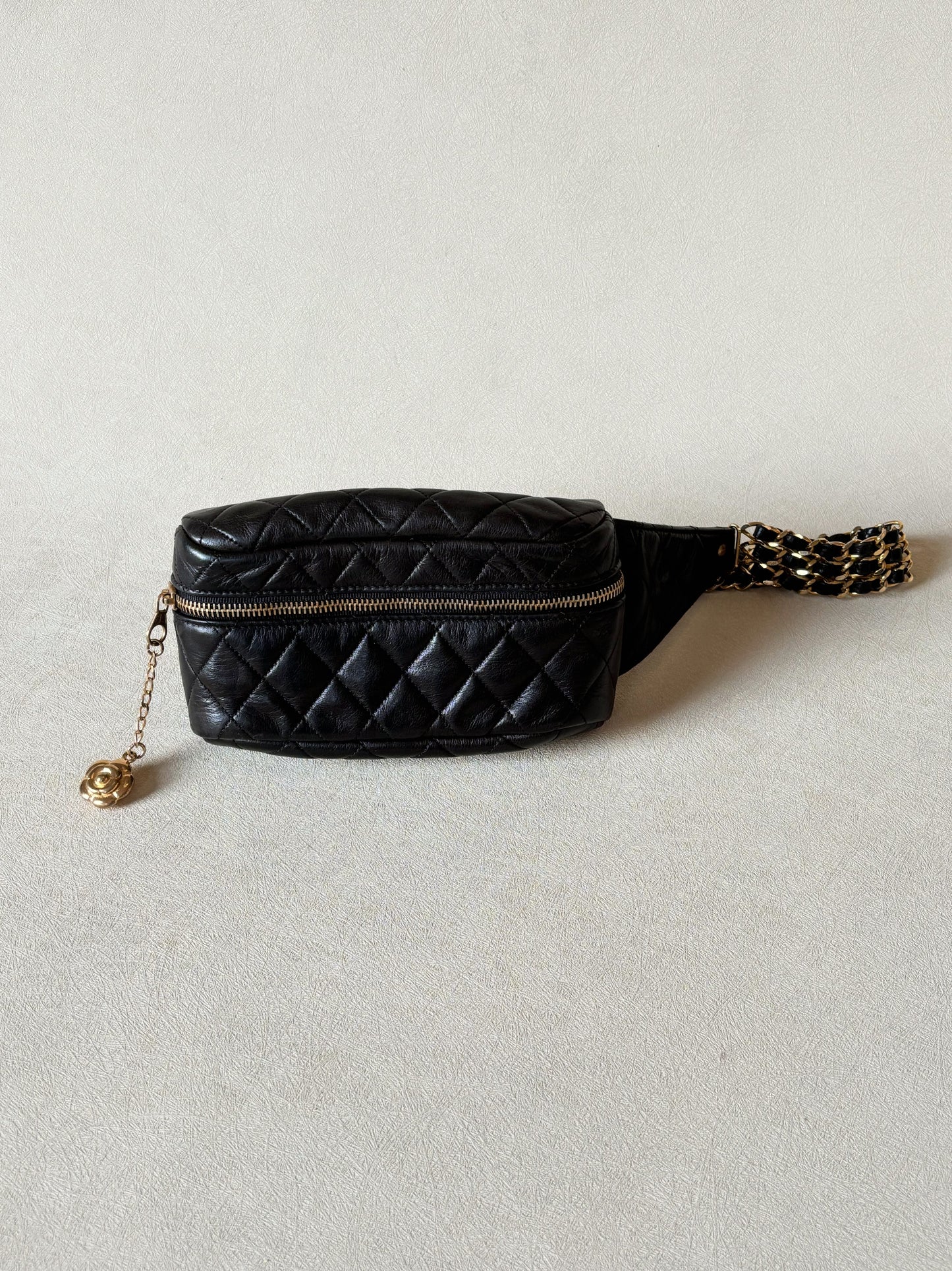 CHANEL Sac banane