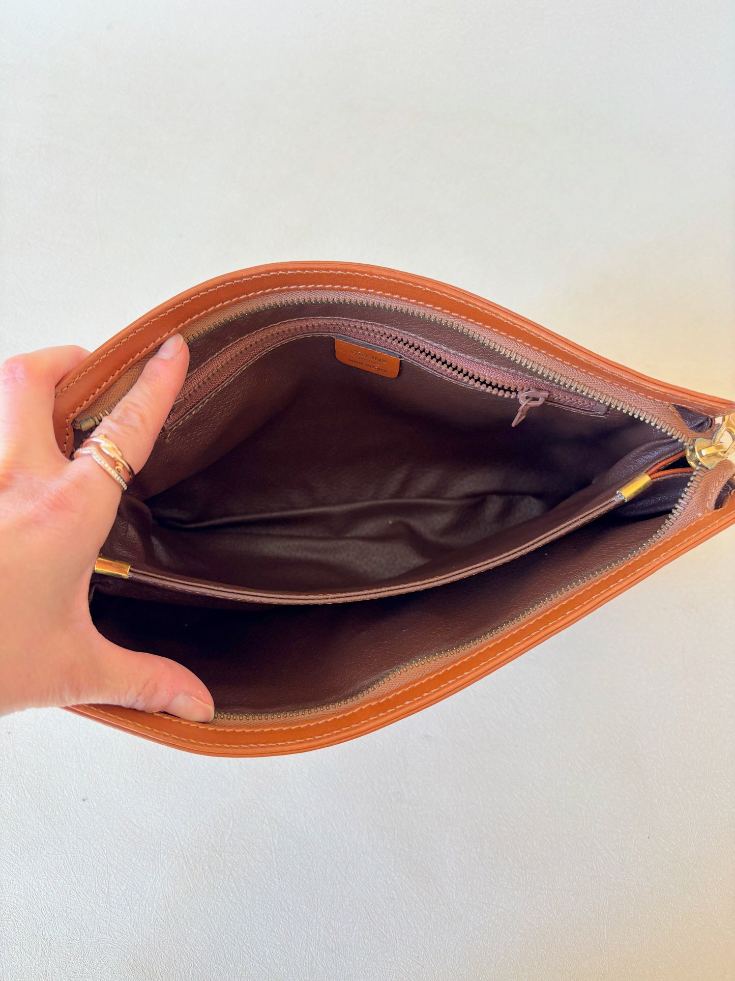CÉLINE Pochette cuir