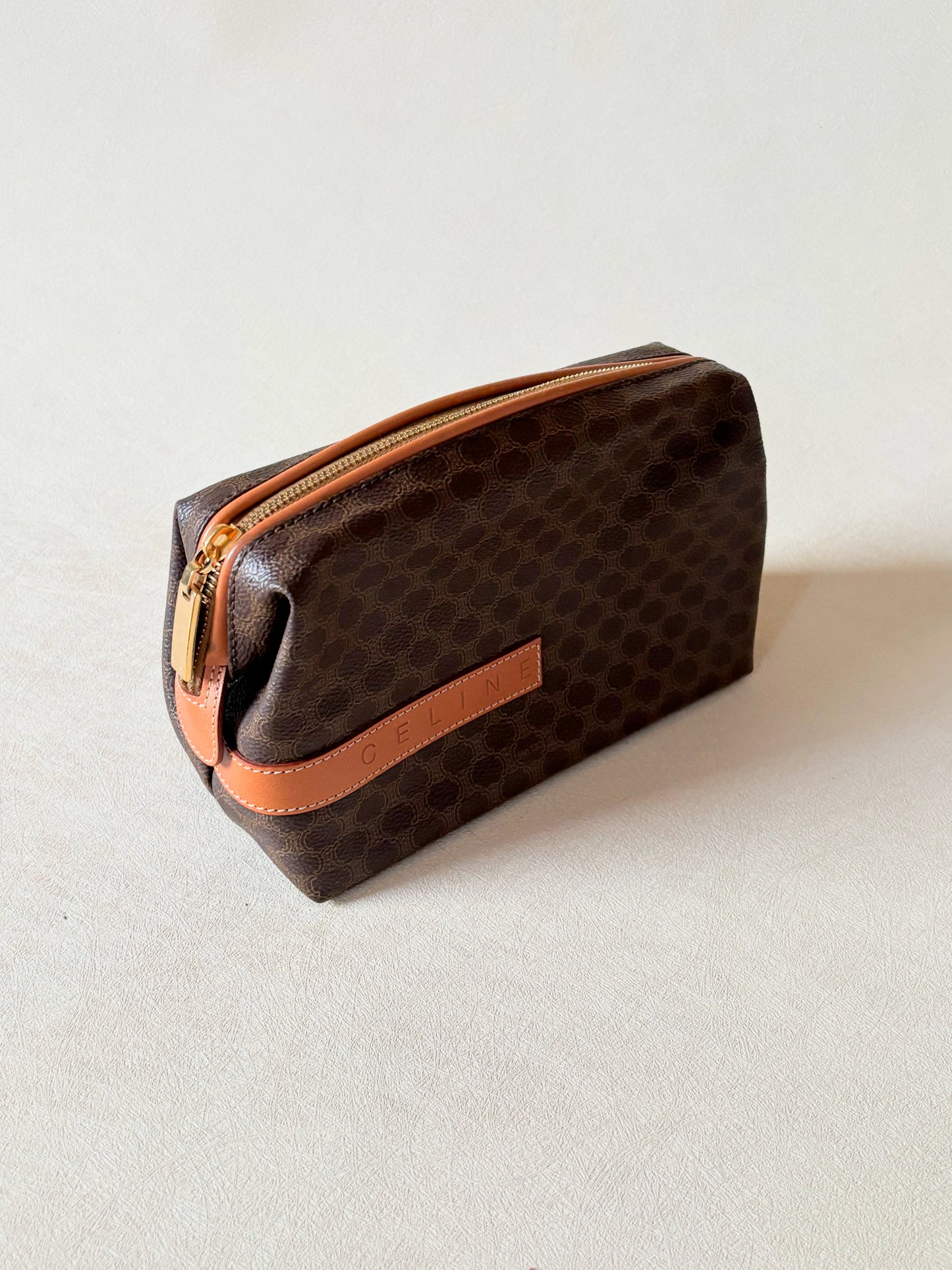 CÉLINE Pochette Triomphe
