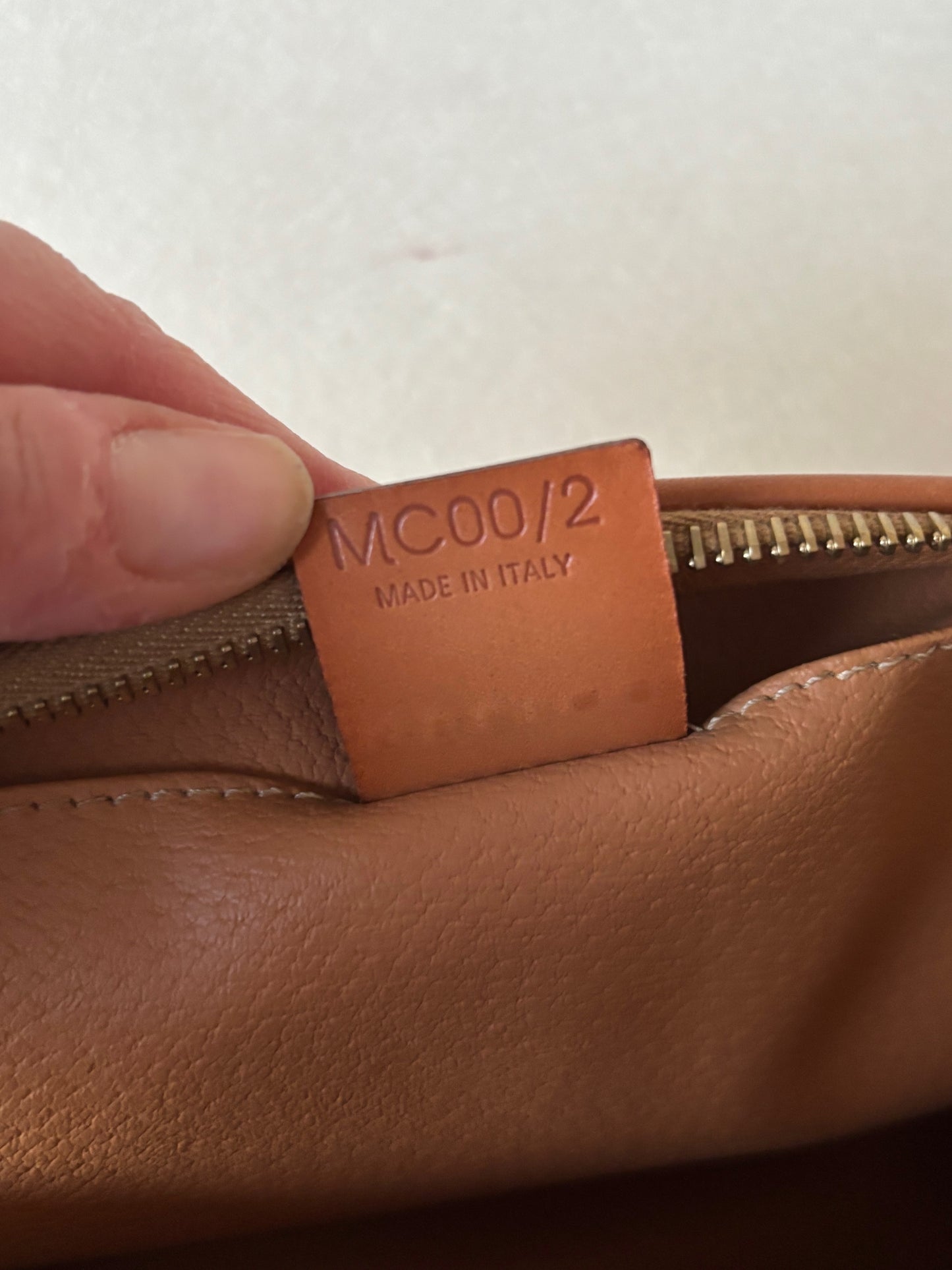 CÉLINE Pochette Triomphe