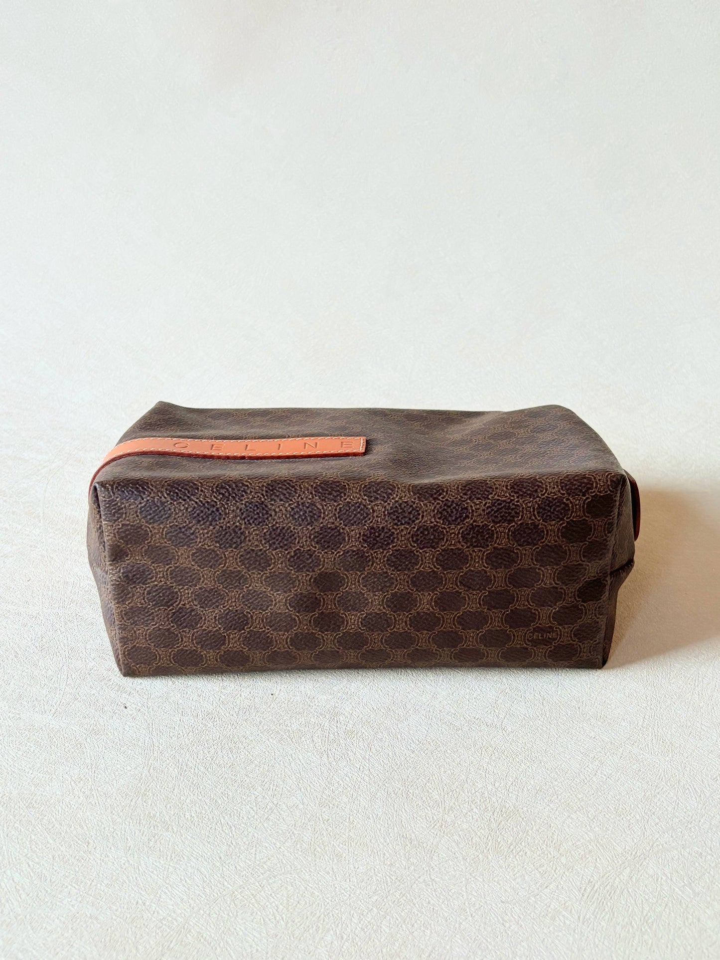 CÉLINE Pochette Triomphe