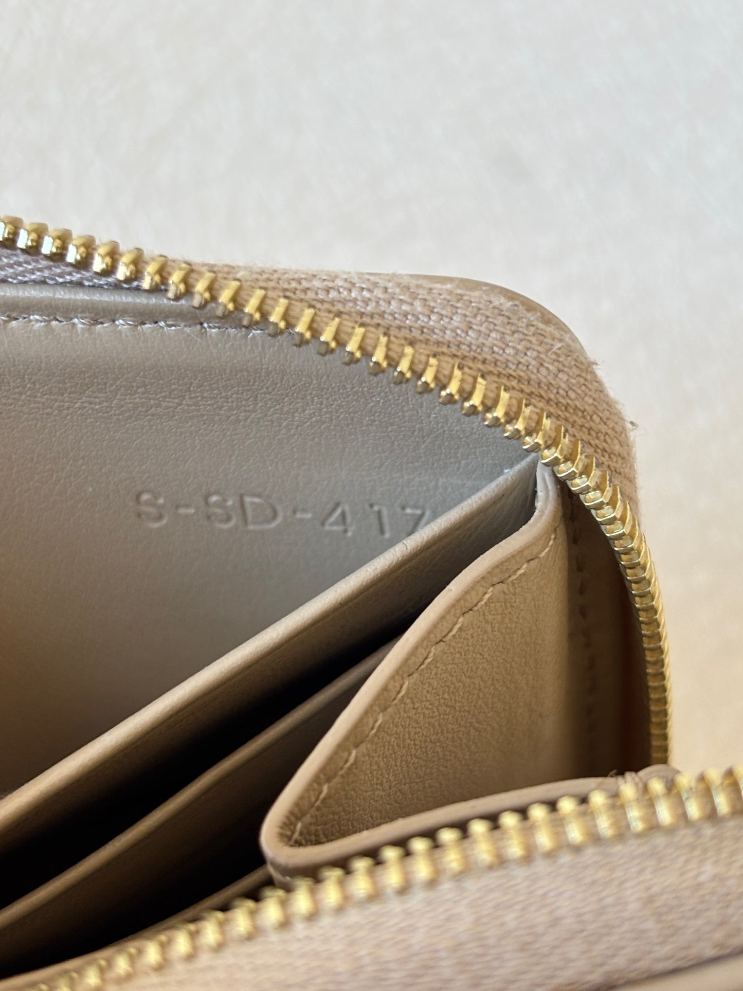 CÉLINE Portefeuille cuir or