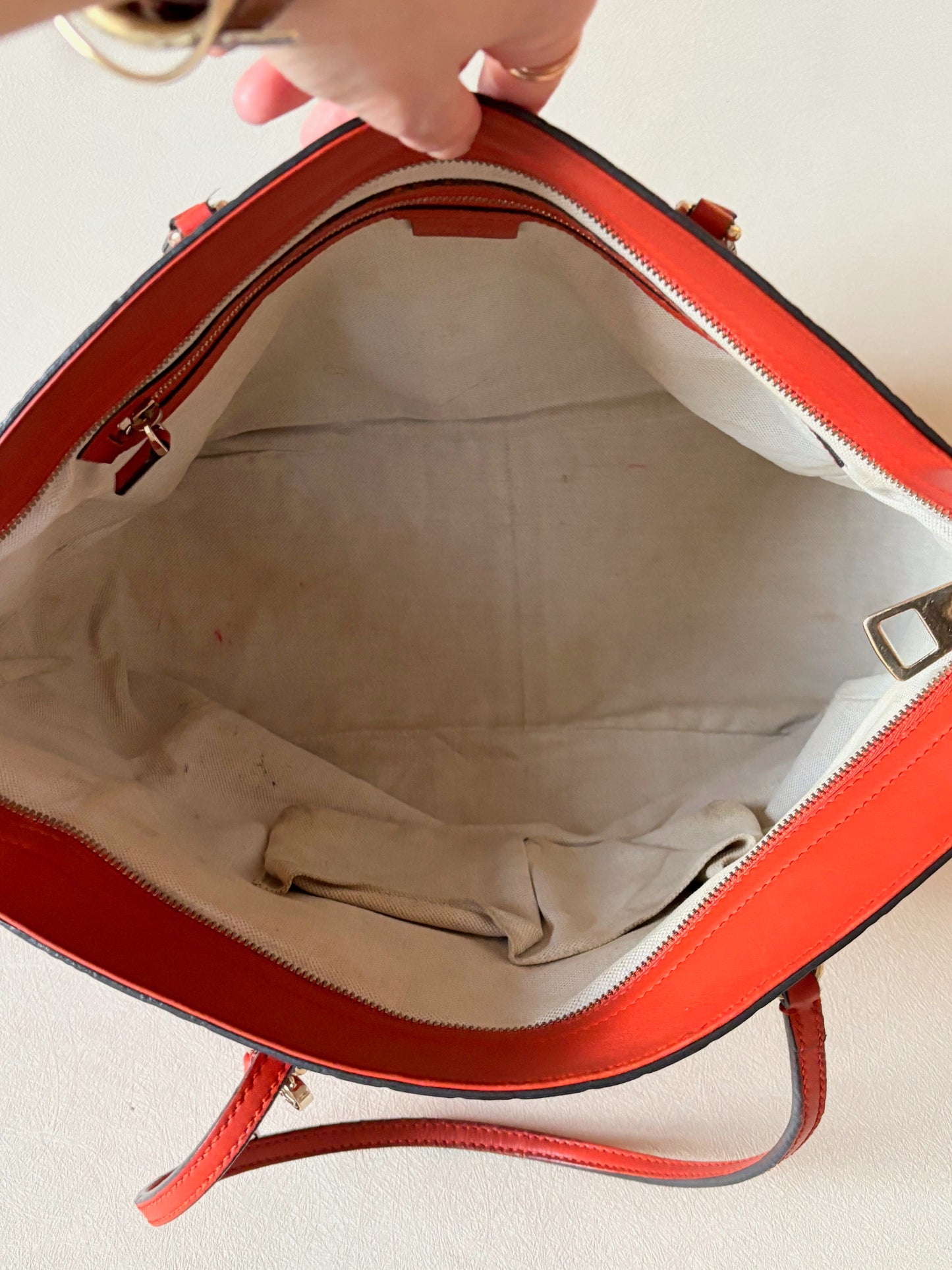 GUCCI Sac Cabas Guccissima