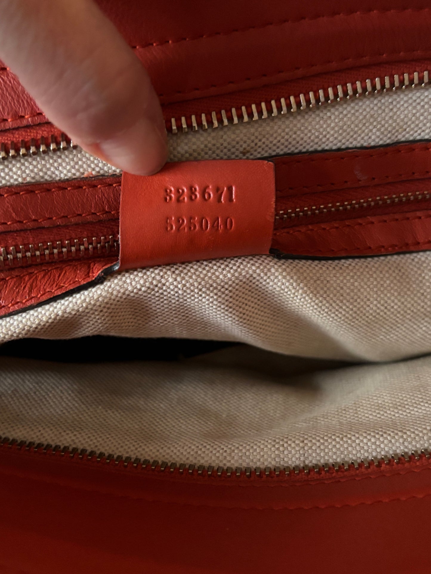 GUCCI Sac Cabas Guccissima