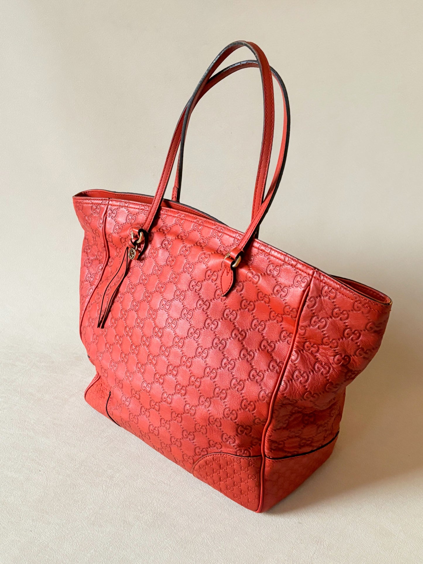 GUCCI Sac Cabas Guccissima