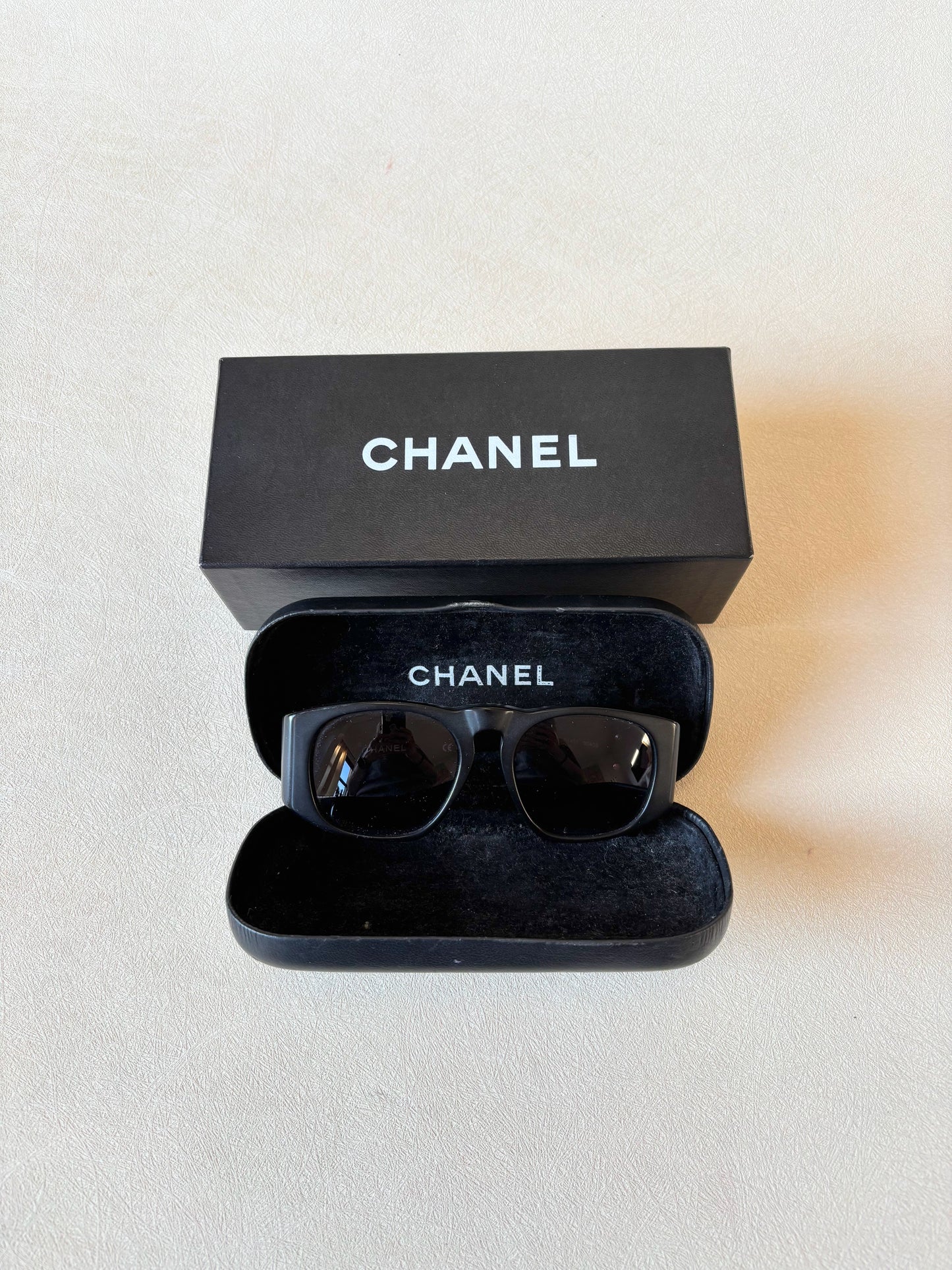 CHANEL Lunettes de soleil