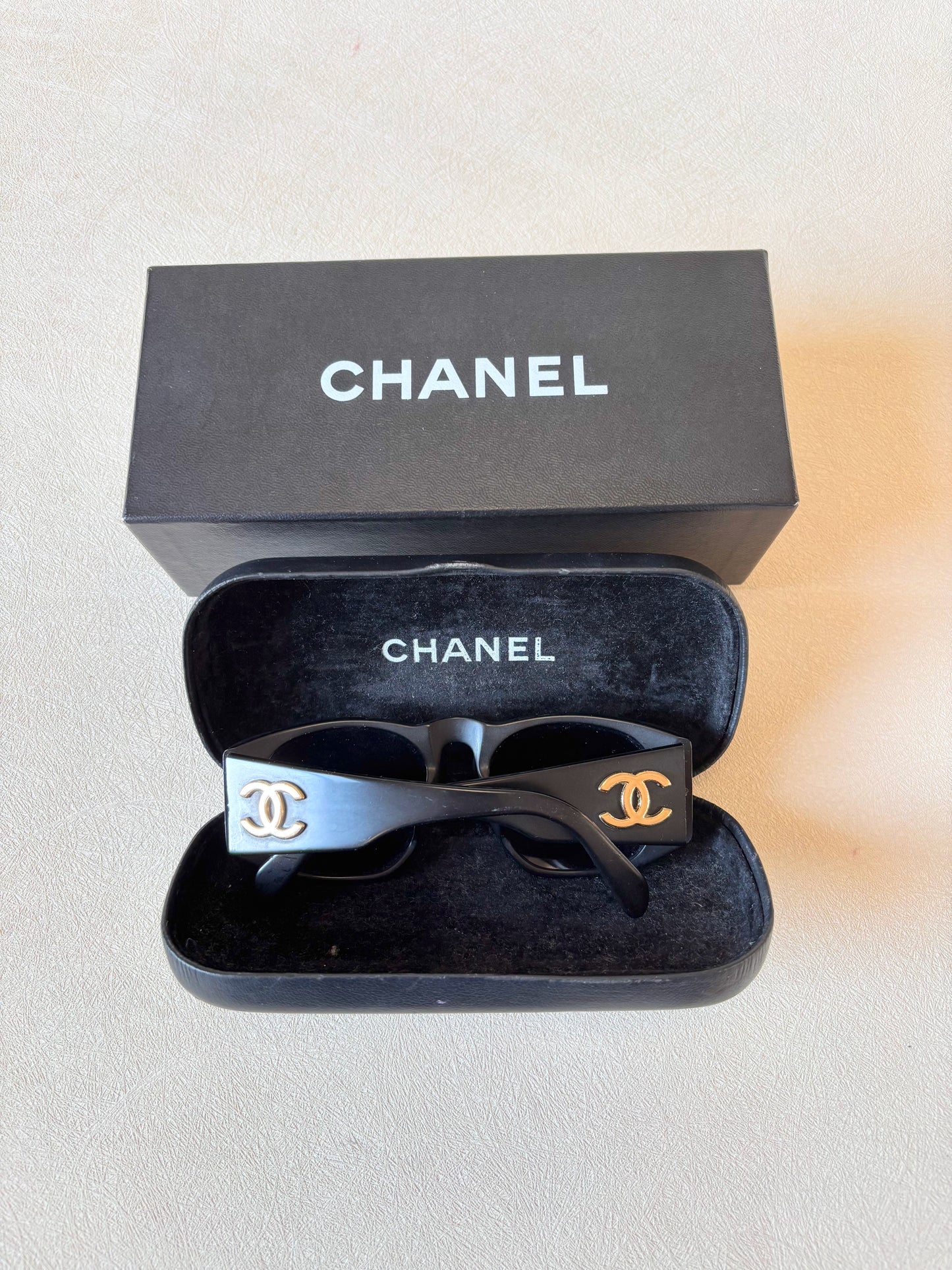 CHANEL Lunettes de soleil