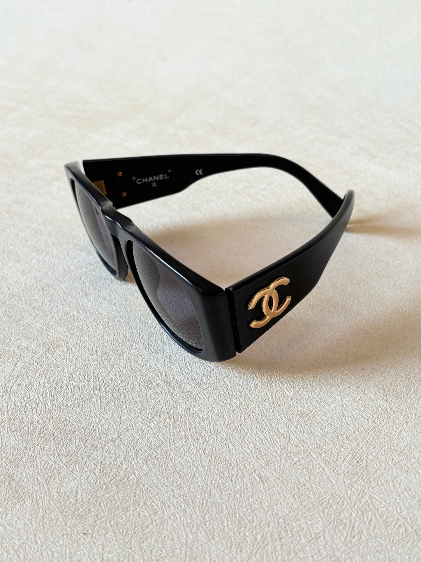 CHANEL Lunettes de soleil