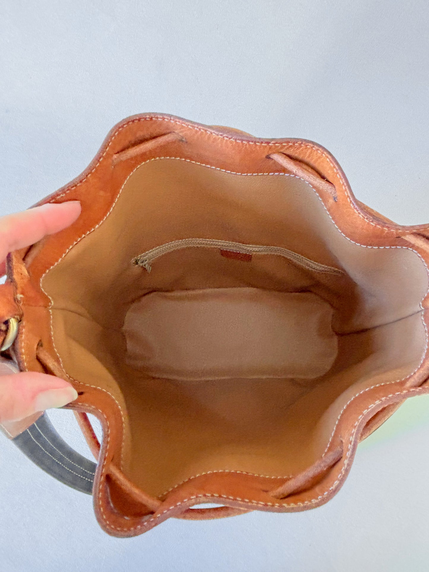 CÉLINE Sac Seau Triomphe