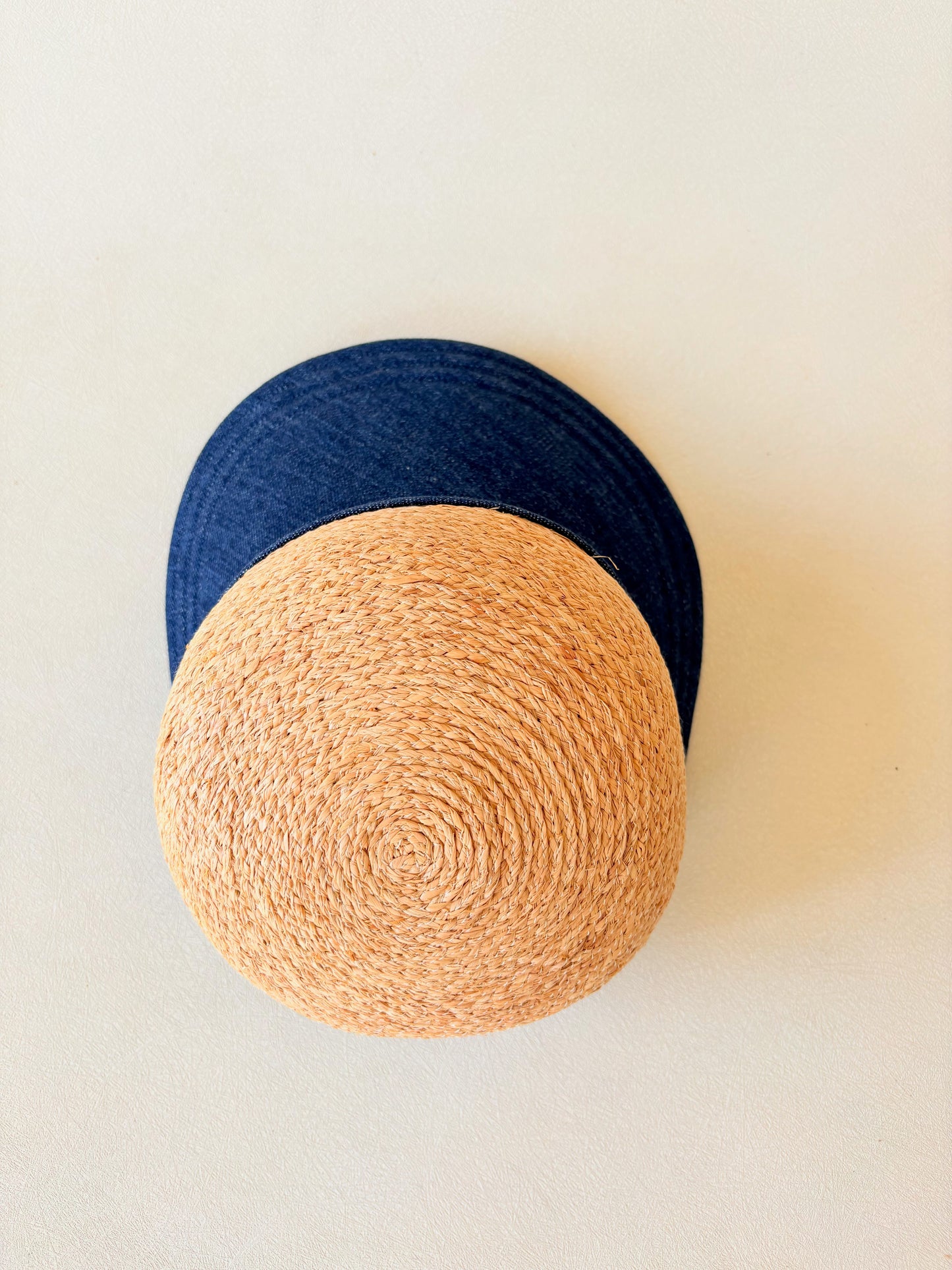HERMÈS Casquette Raphia et denim