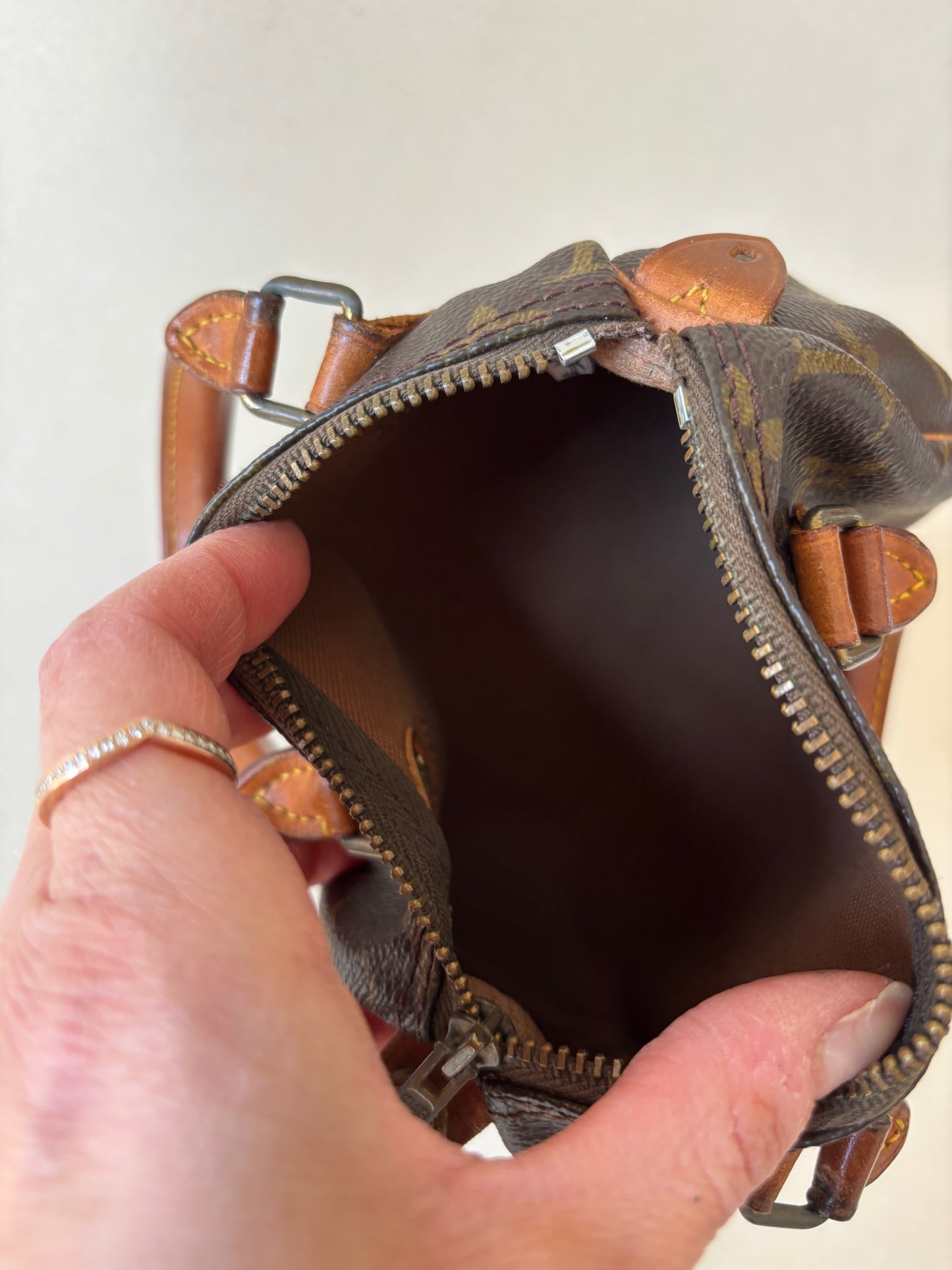 LOUIS VUITTON Sac Nano Speedy