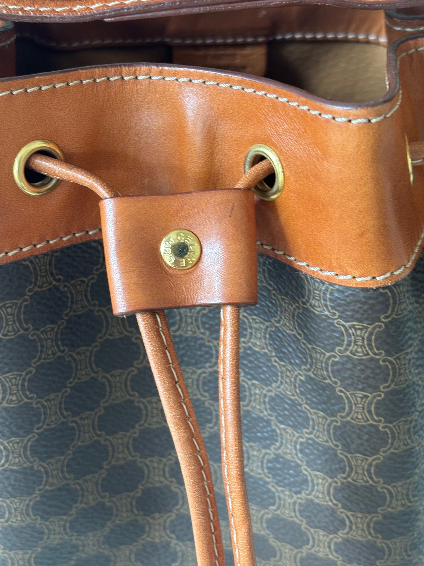 CÉLINE Sac Seau Triomphe