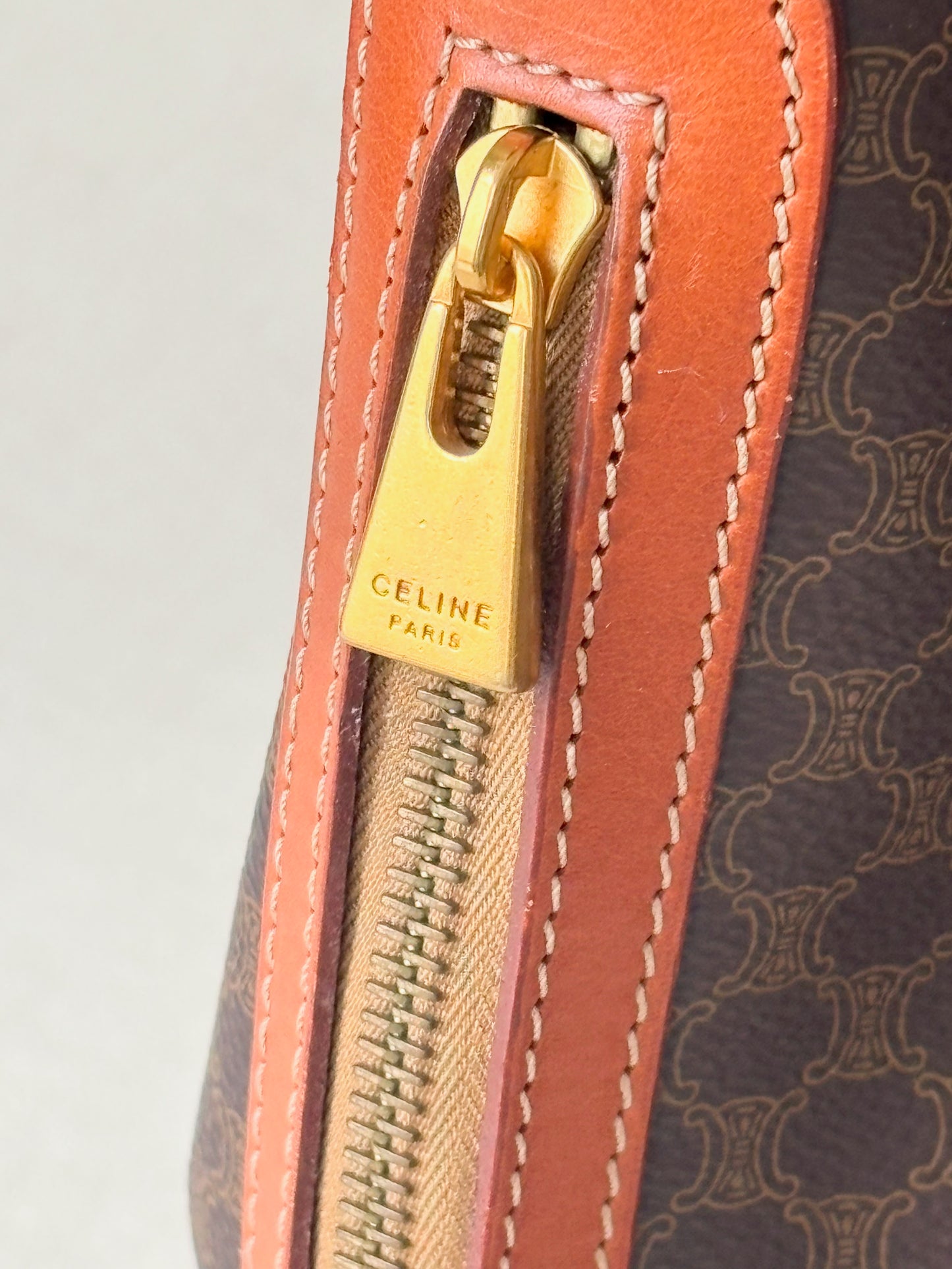 CÉLINE Sac Seau Triomphe