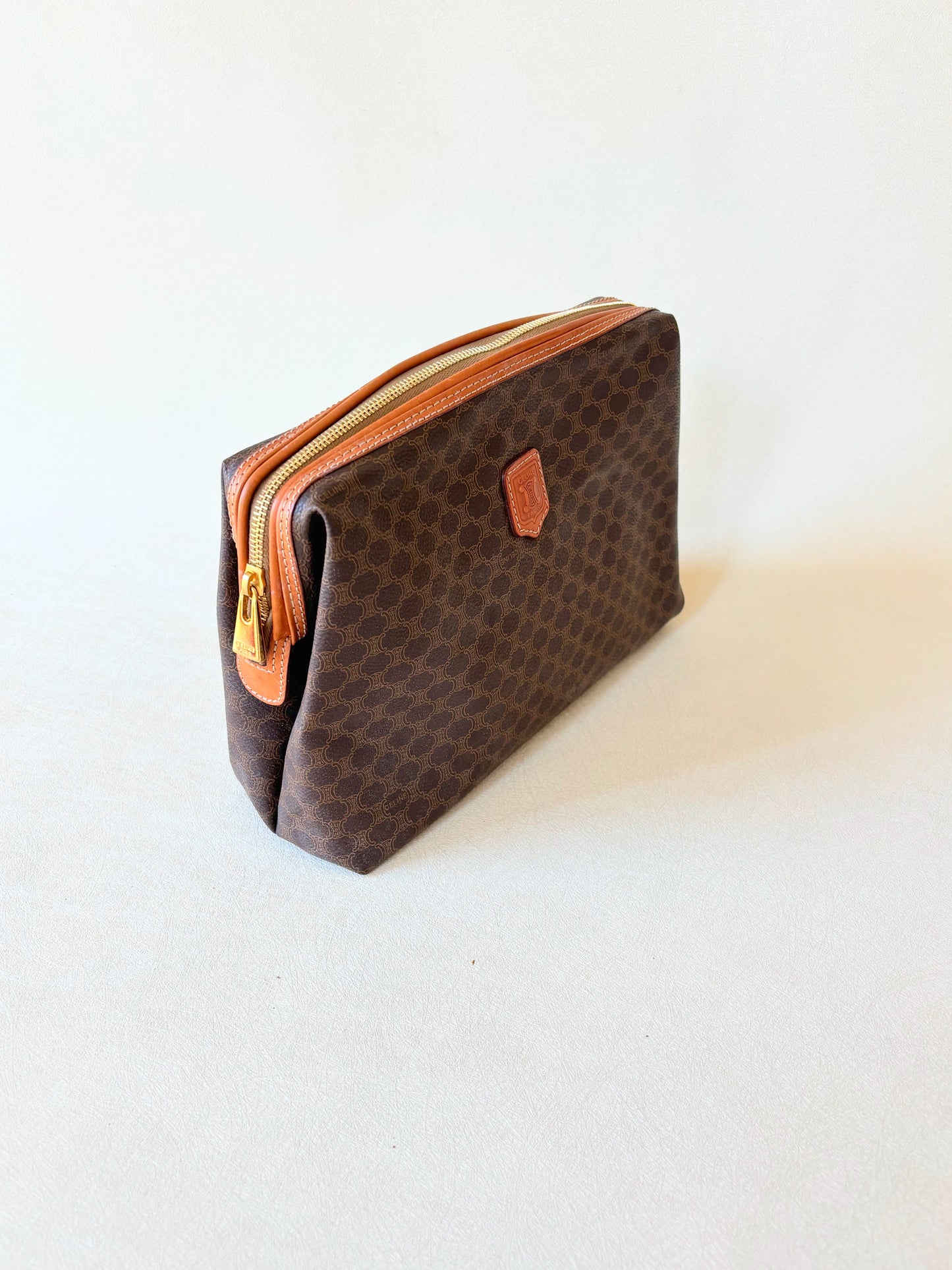 CÉLINE Pochette Triomphe