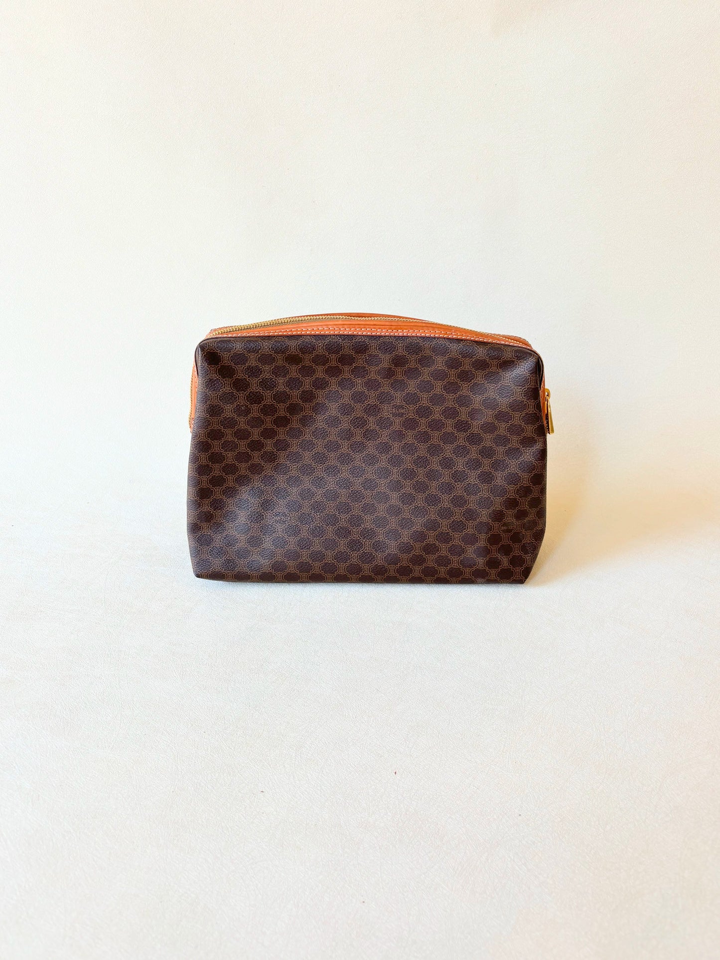 CÉLINE Pochette Triomphe