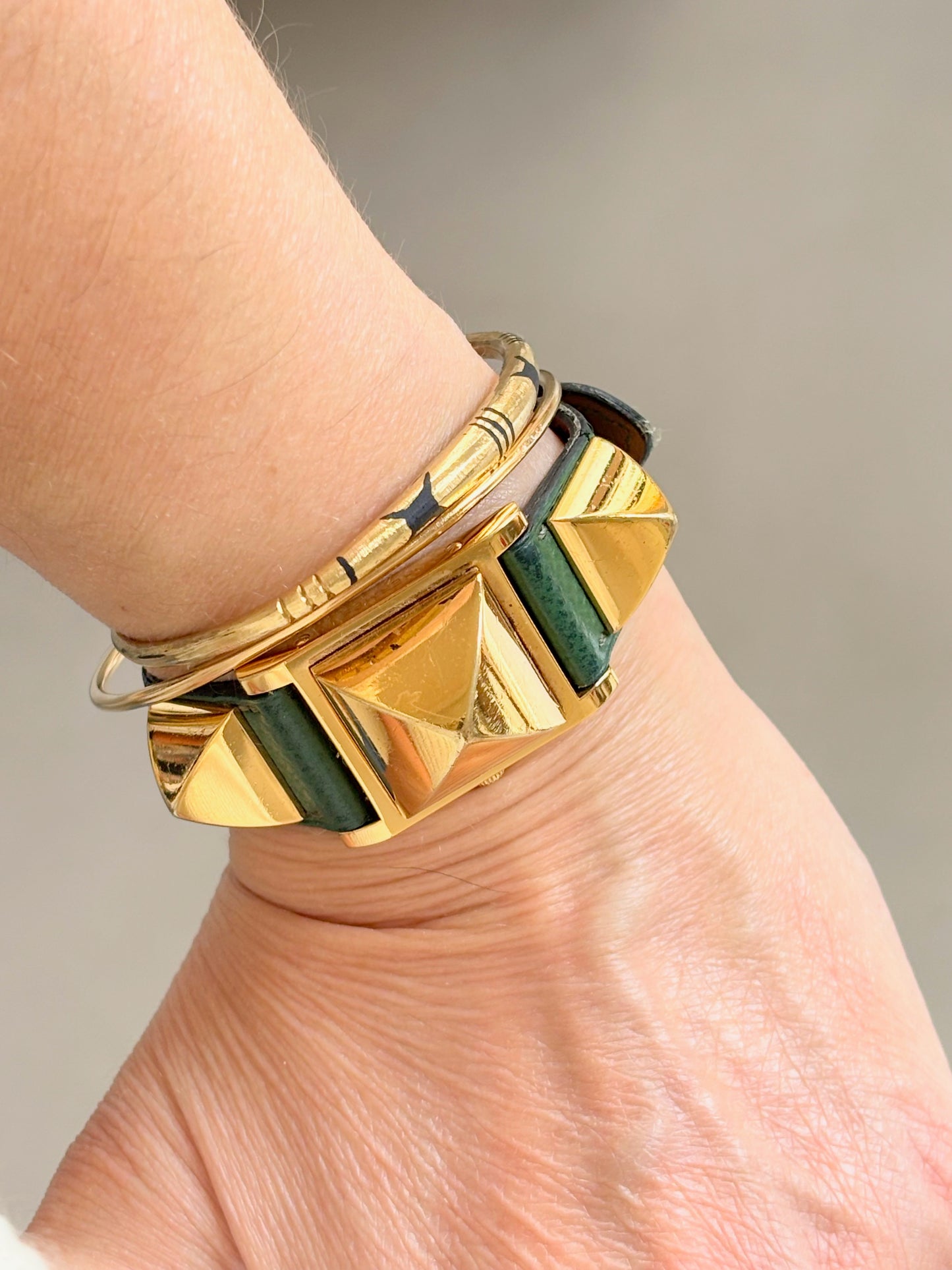 HERMÈS Montre Médor