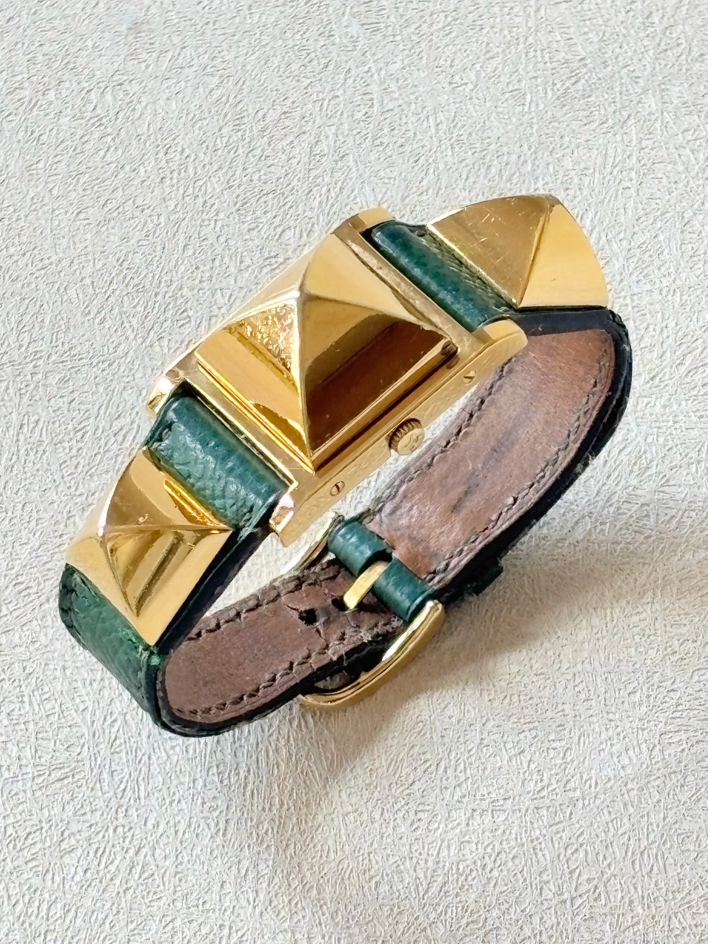 HERMÈS Montre Médor