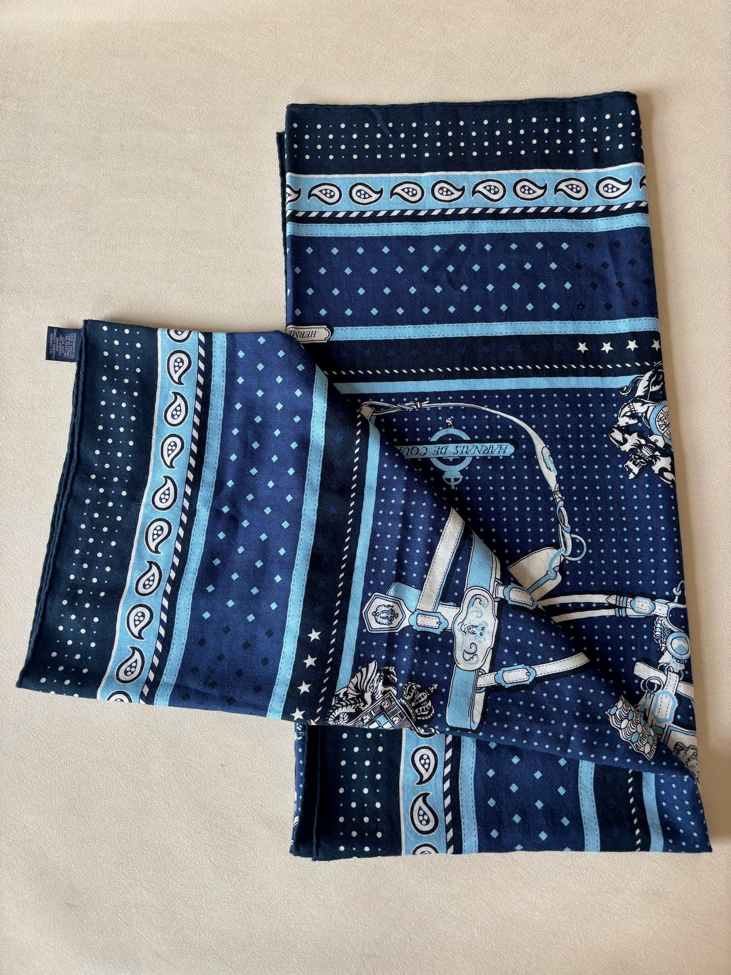 HERMÈS Châle Bandana 140
