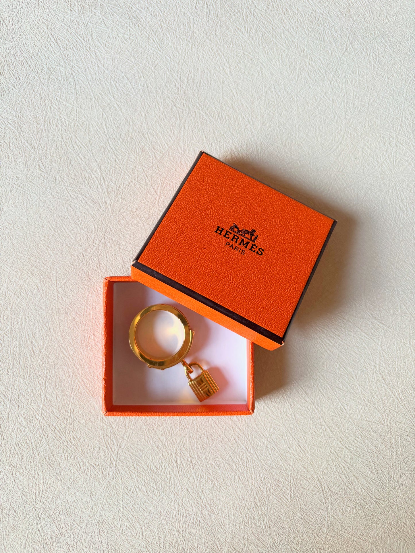 HERMÈS Anneau Kelly Cadenas