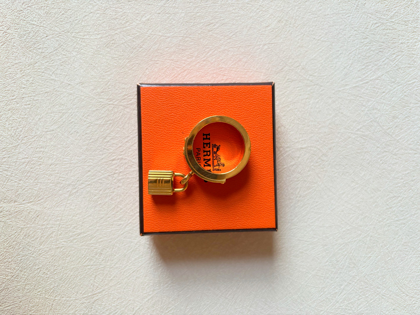 HERMÈS Anneau Kelly Cadenas