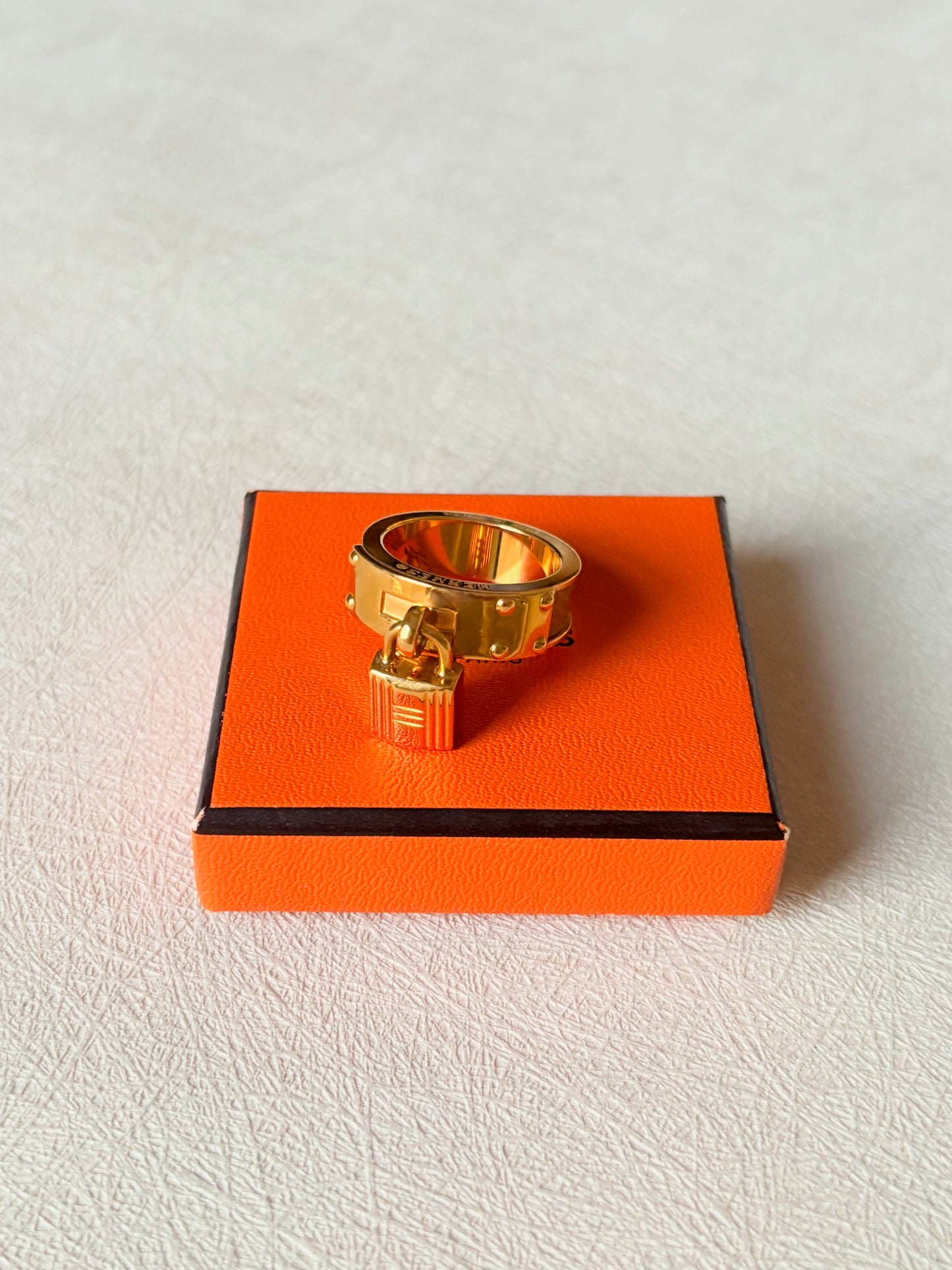HERMÈS Anneau Kelly Cadenas