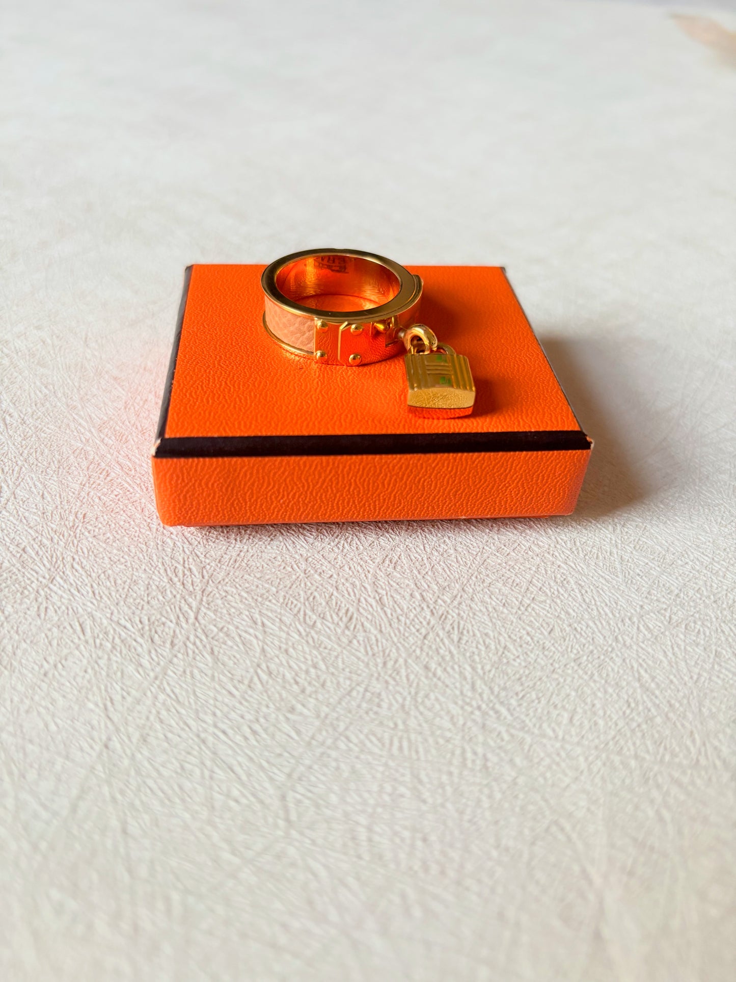 HERMÈS Anneau Kelly Cadenas
