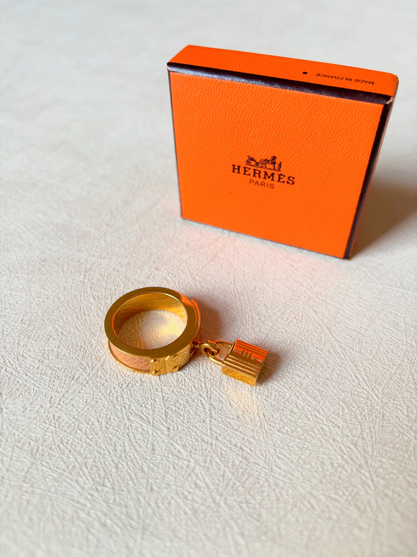 HERMÈS Anneau Kelly Cadenas