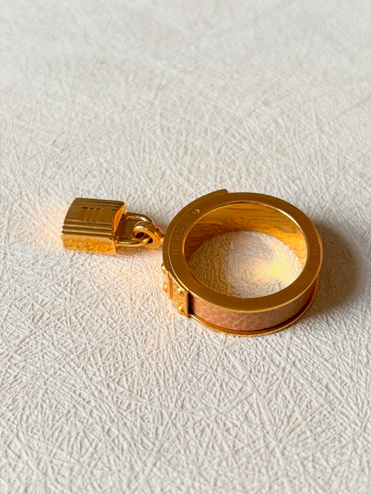 HERMÈS Anneau Kelly Cadenas